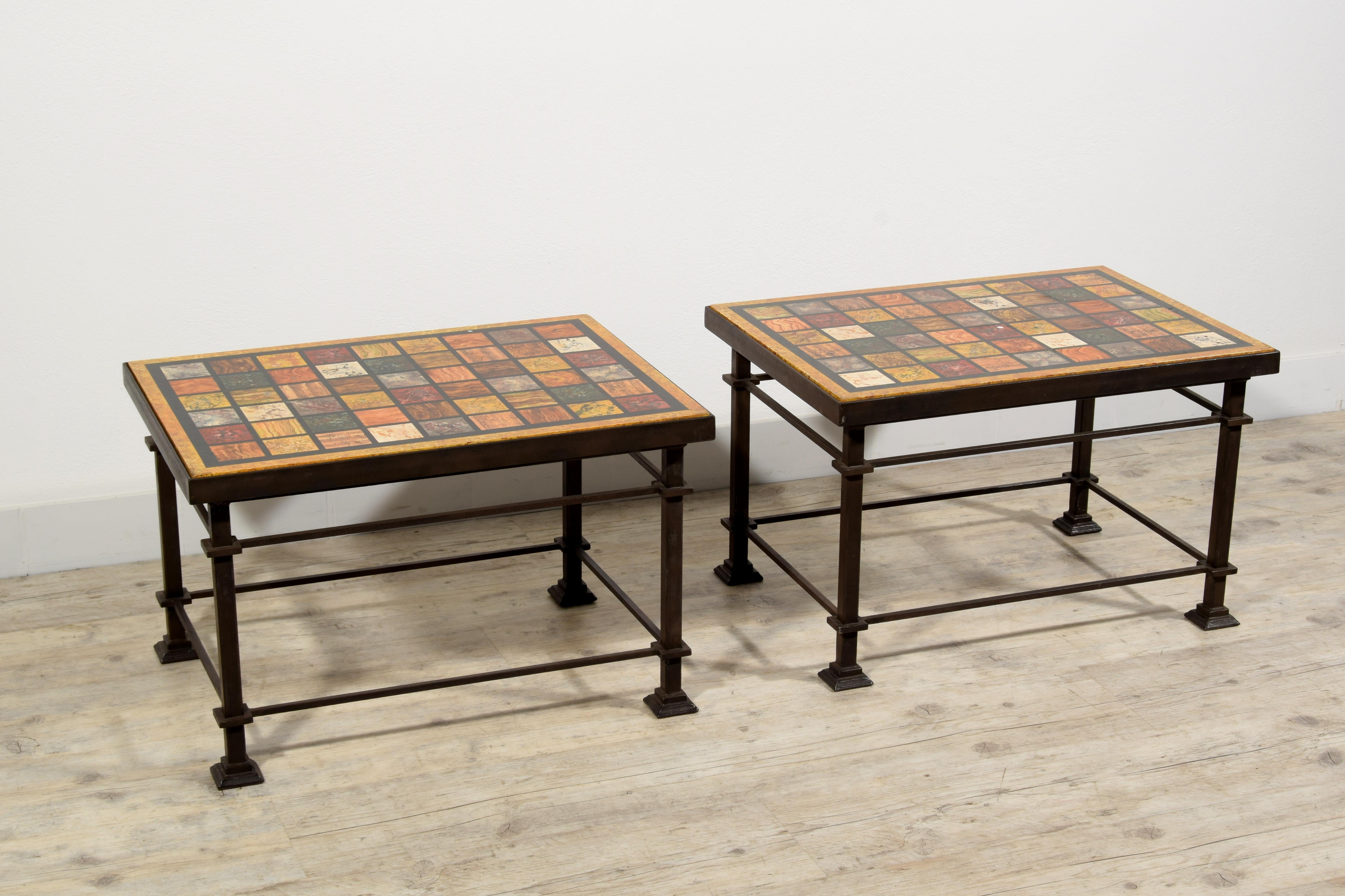 Italian XXth Century, Pair of Roman Coffee Tables with Lacquered Wood Top For Sale