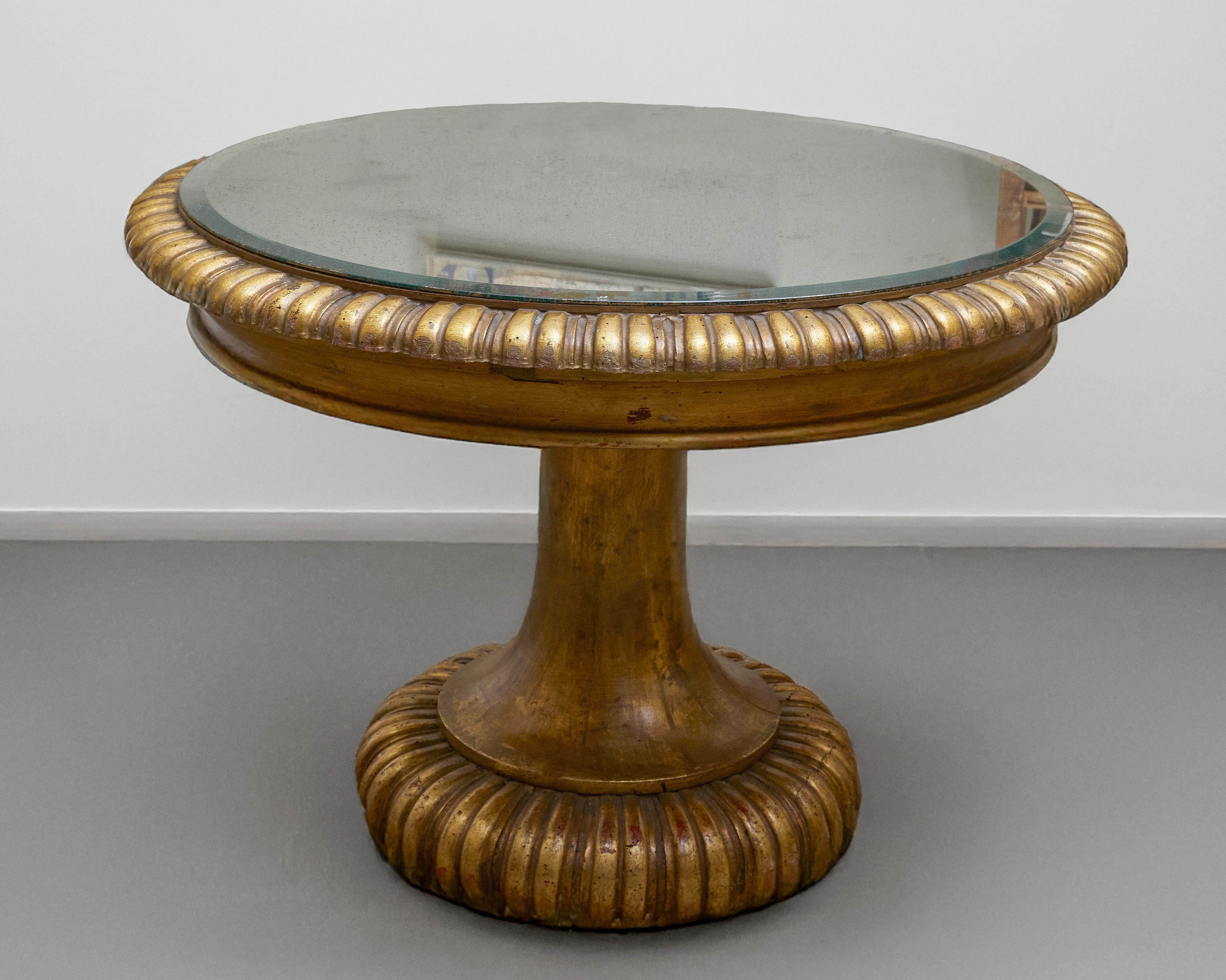 Painted XXth century Table Gueridon For Sale