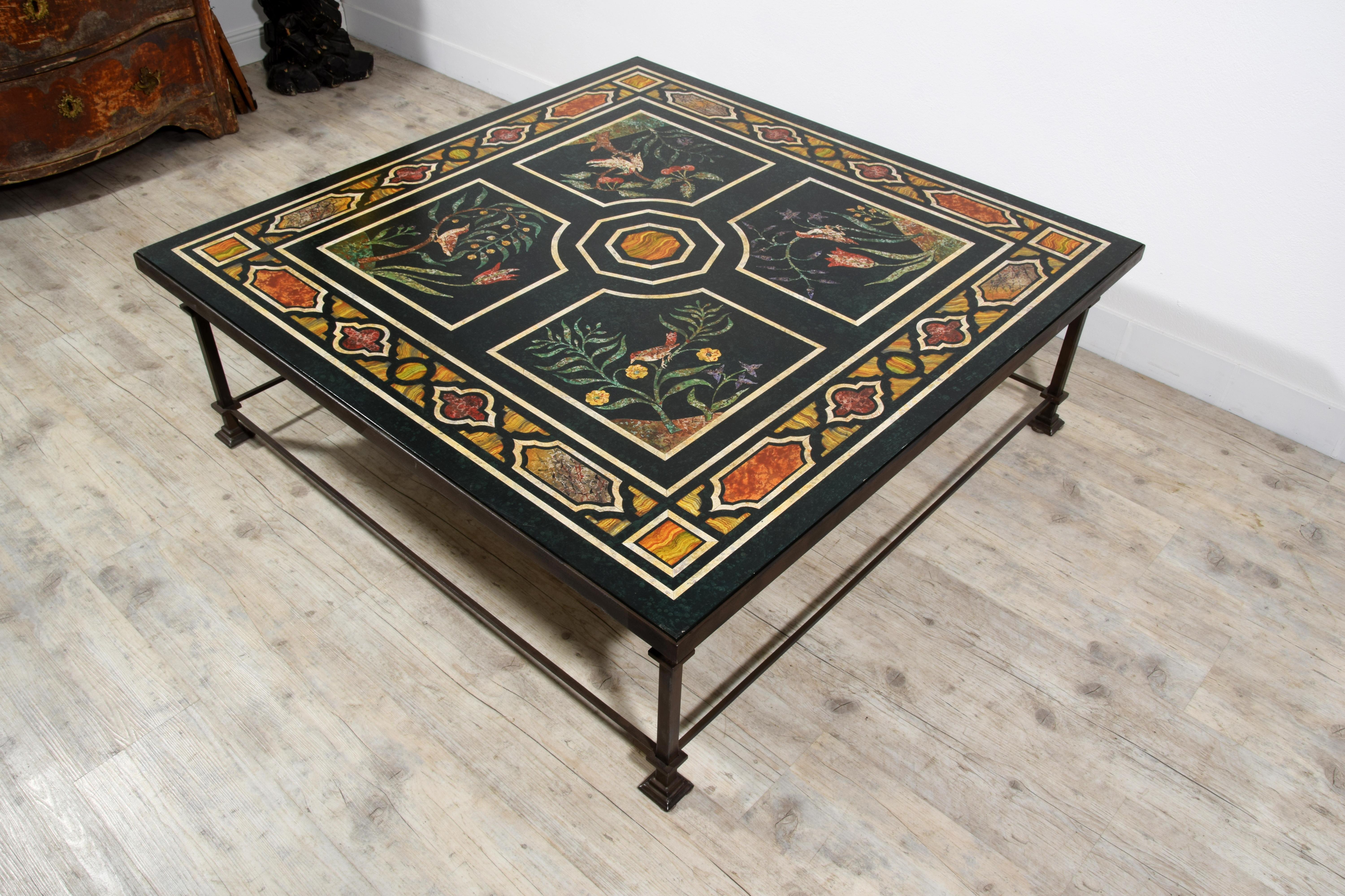  XXth Century, Tuscan Large Square Coffee Table with Lacquered Wood  For Sale 2