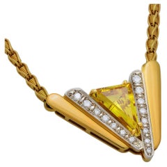 2.57 Carat Australian Sapphire, Diamond, 18K Gold & Platinum Necklace
