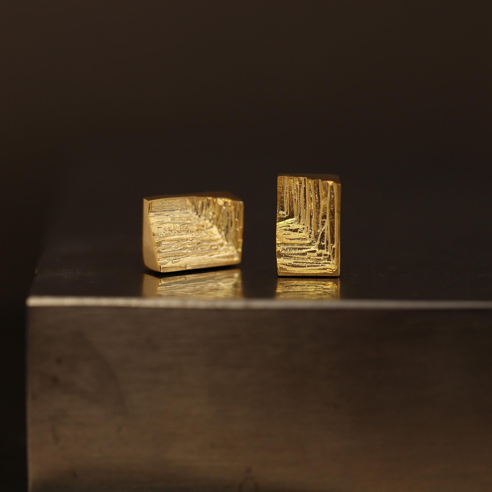 XYZ Modul Modernist 18 Karat Gold Statement Earrings - Agata Karwowska For Sale 2