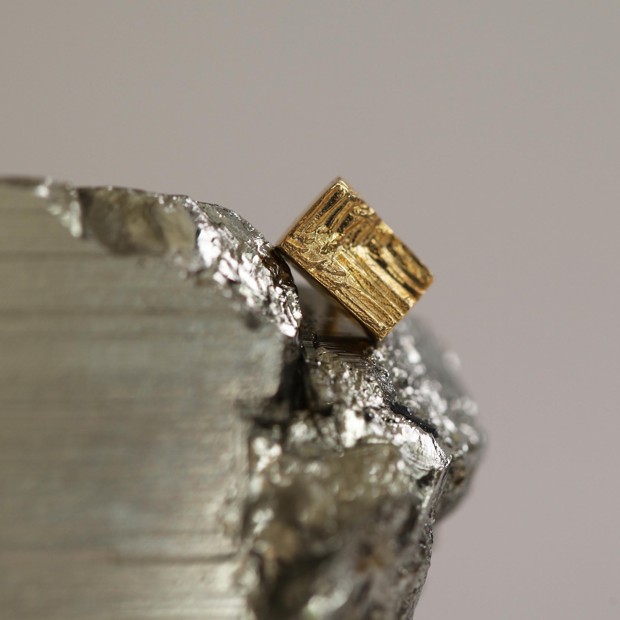 XYZ Modul Modernist 18 Karat Gold Statement Earrings - Agata Karwowska For Sale 5