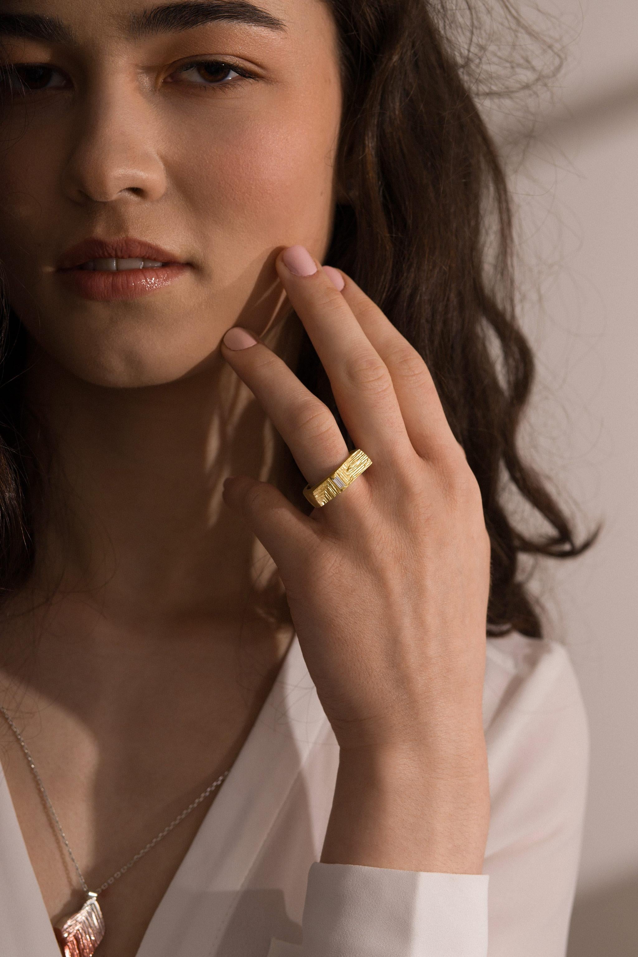 For Sale:  XYZ Tectum Modernist 0.2 Carat Baguette Cut Diamond Gold Statement Ring 2