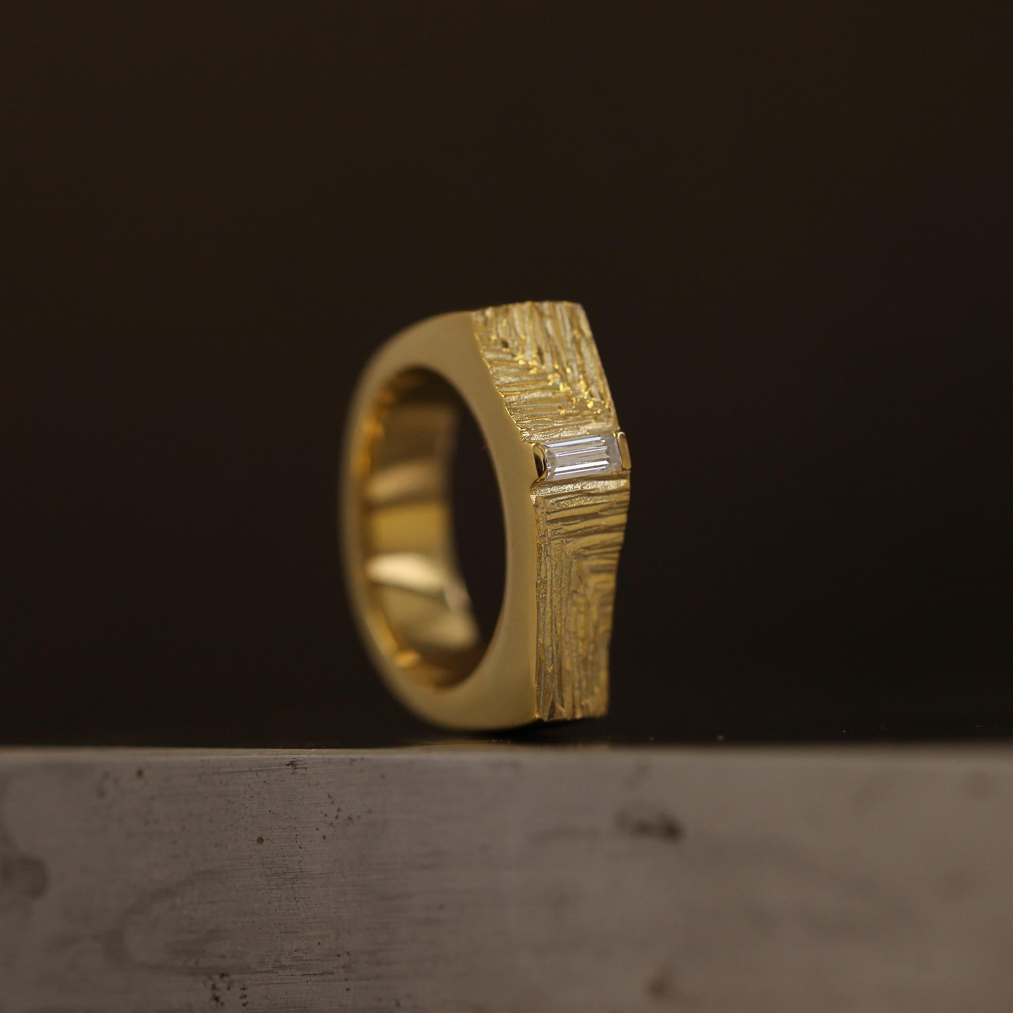 For Sale:  XYZ Tectum Modernist 0.2 Carat Baguette Cut Diamond Gold Statement Ring 8