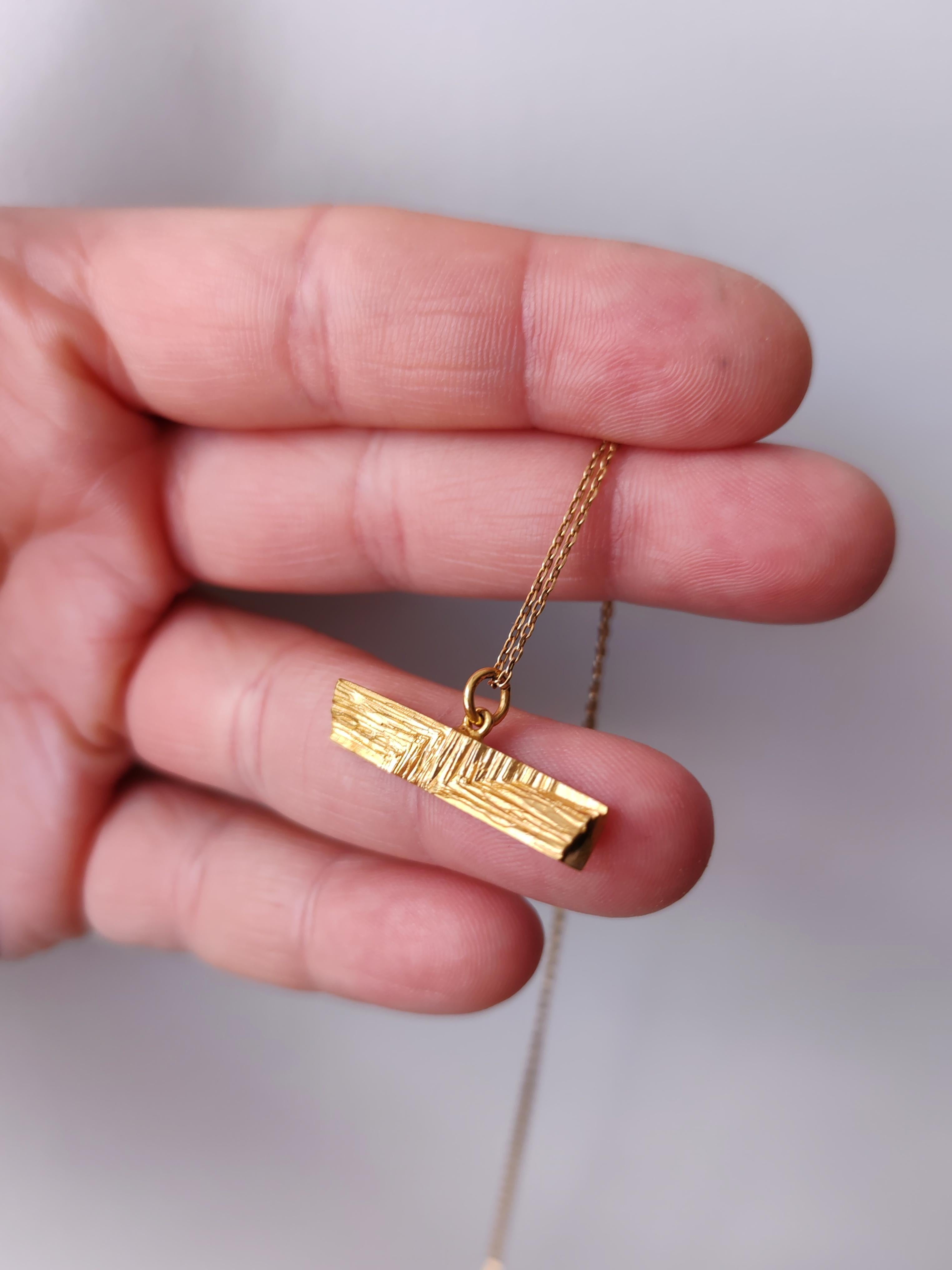 XYZ Trabea Modernist Gold Statement-Anhänger - Agata Karwowska im Angebot 3