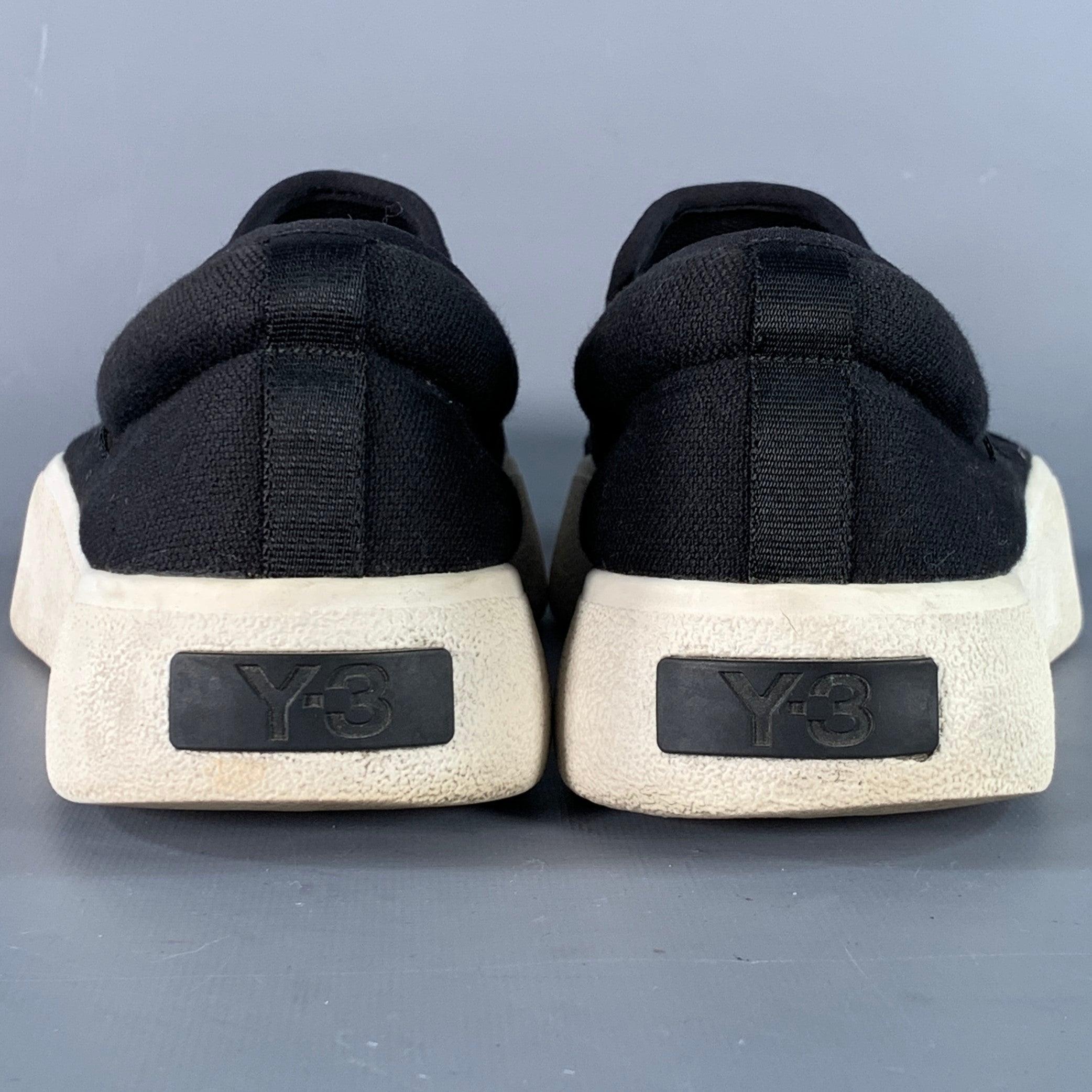 Y-3 2018 Taglia 10 Tangutsu Nero Bianco Logo Canvas Slip On Sneakers In condizioni buone in vendita a San Francisco, CA