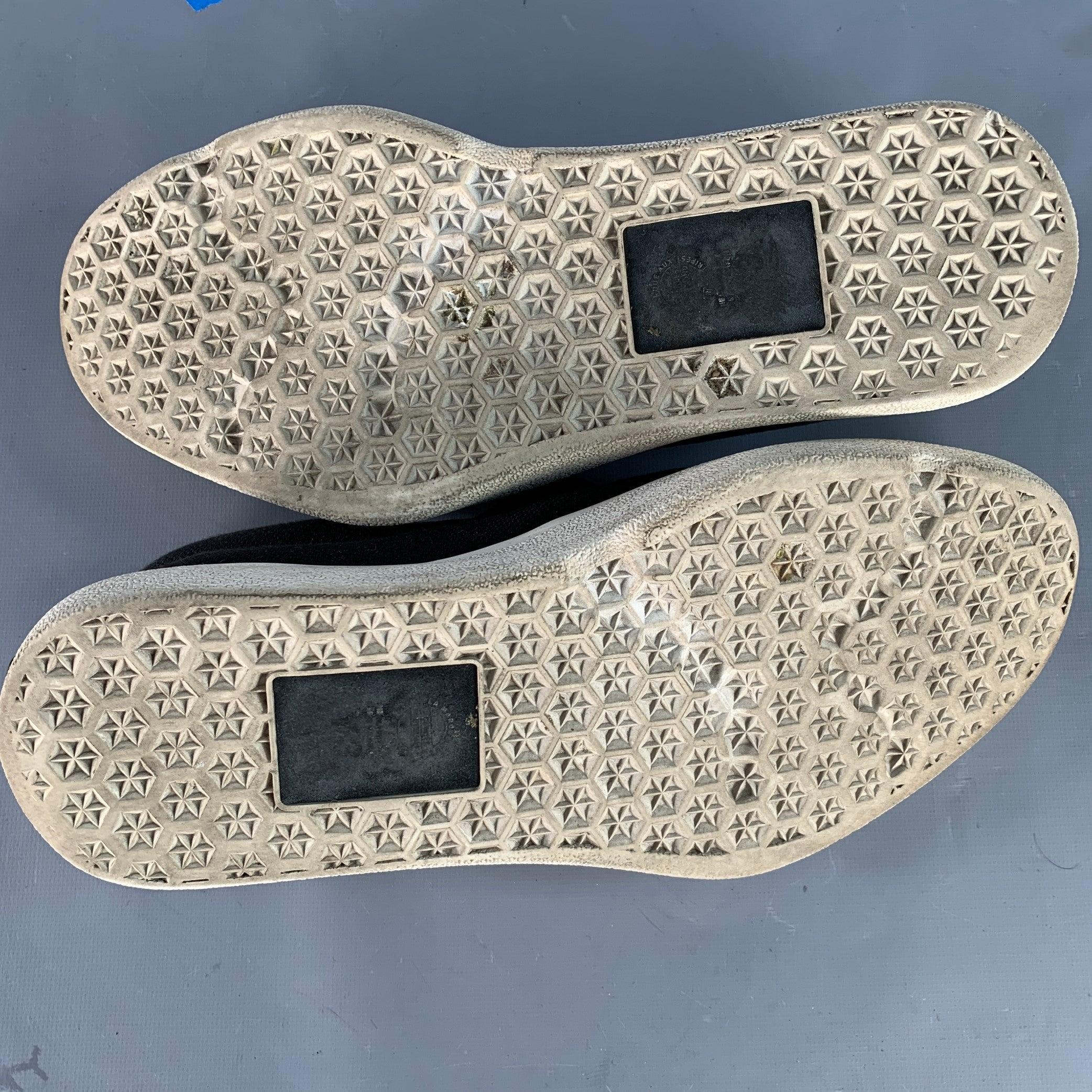 Y-3 2018 Taglia 10 Tangutsu Nero Bianco Logo Canvas Slip On Sneakers in vendita 2