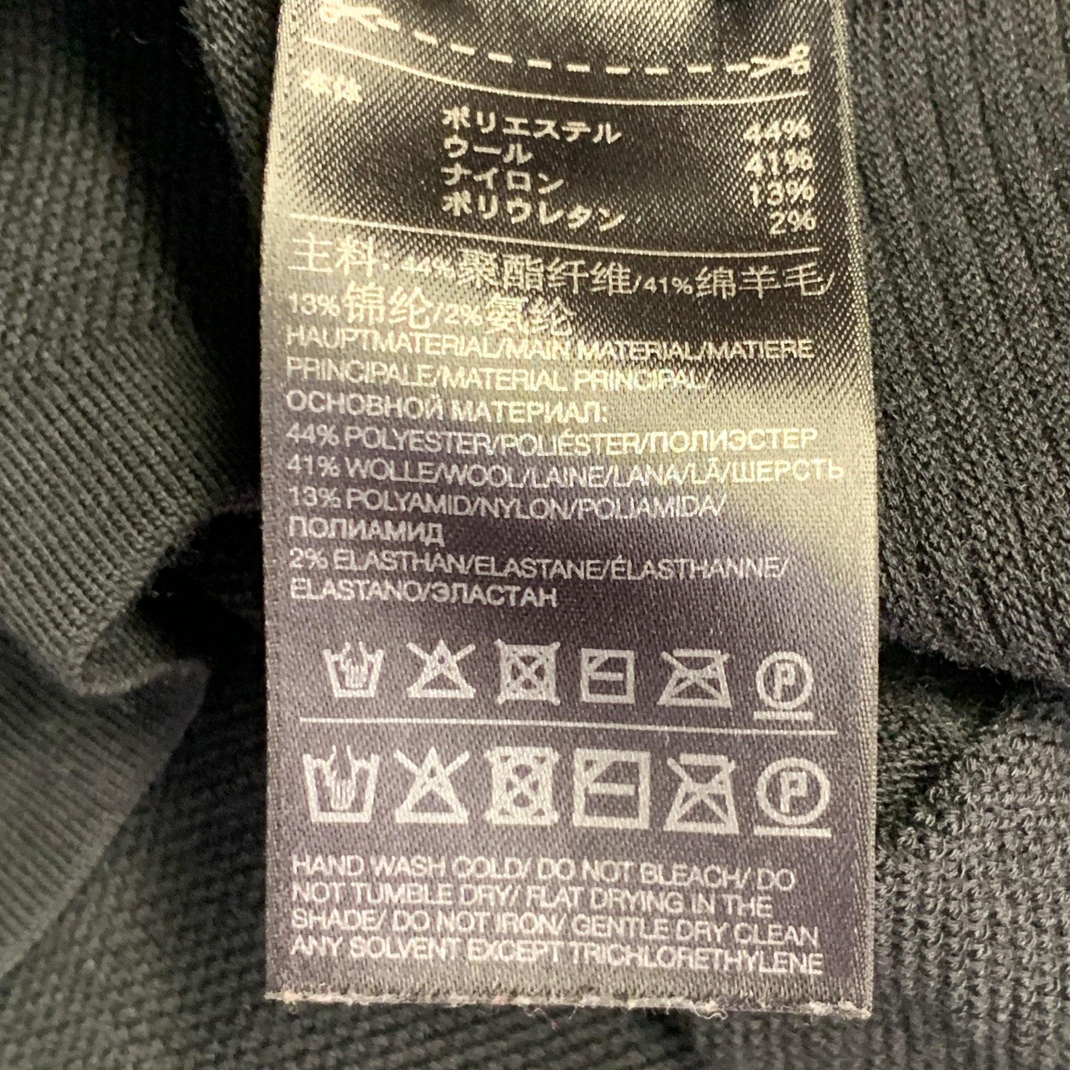Y-3 Größe L Schwarz Weiß Logo Polyestermischung Kurzarm 1/4 Zip Pullover im Angebot 3
