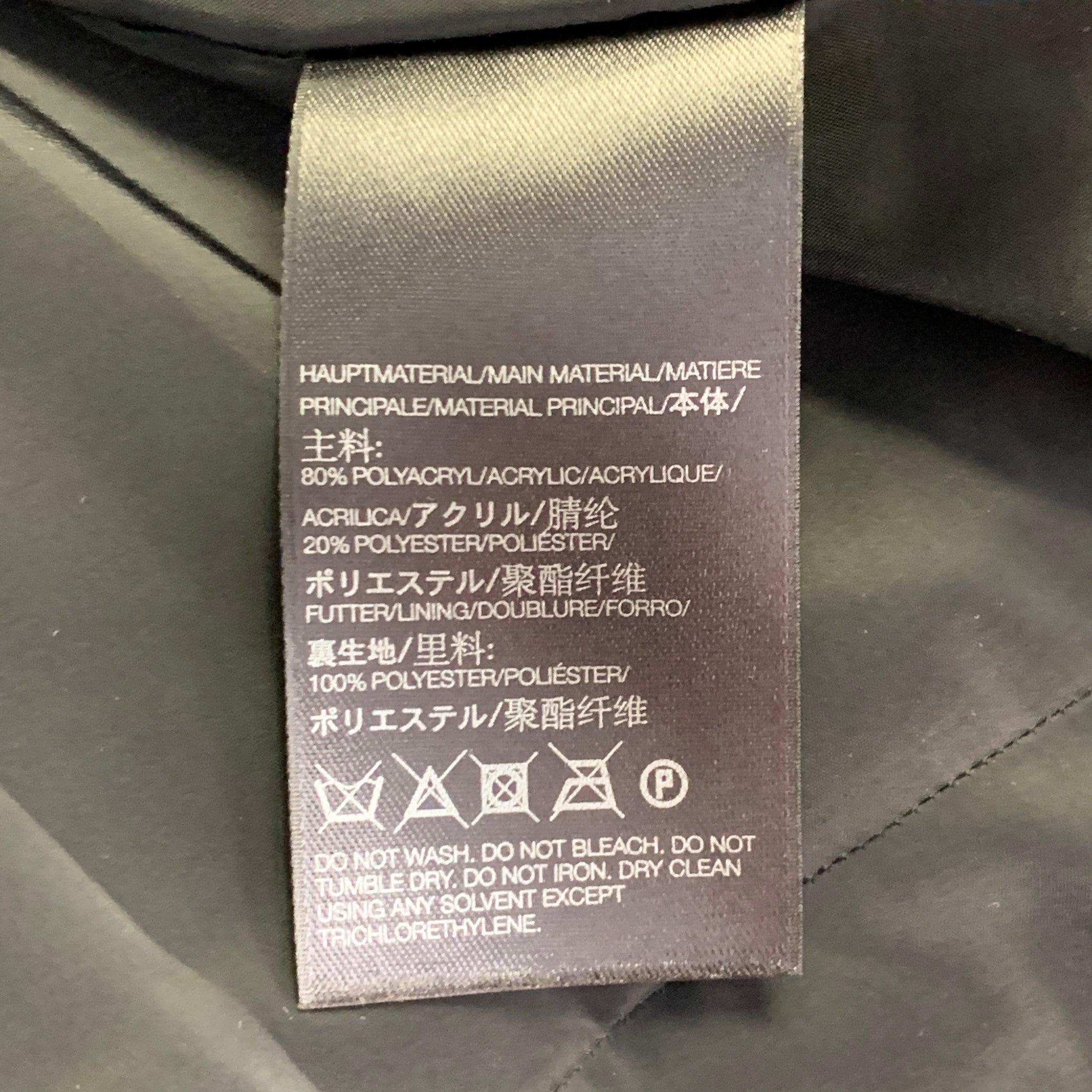 Y-3 Größe M Grau Schwarz Zotteliges Kunstfell Zweireiher Cocoon Cape Weste im Angebot 2