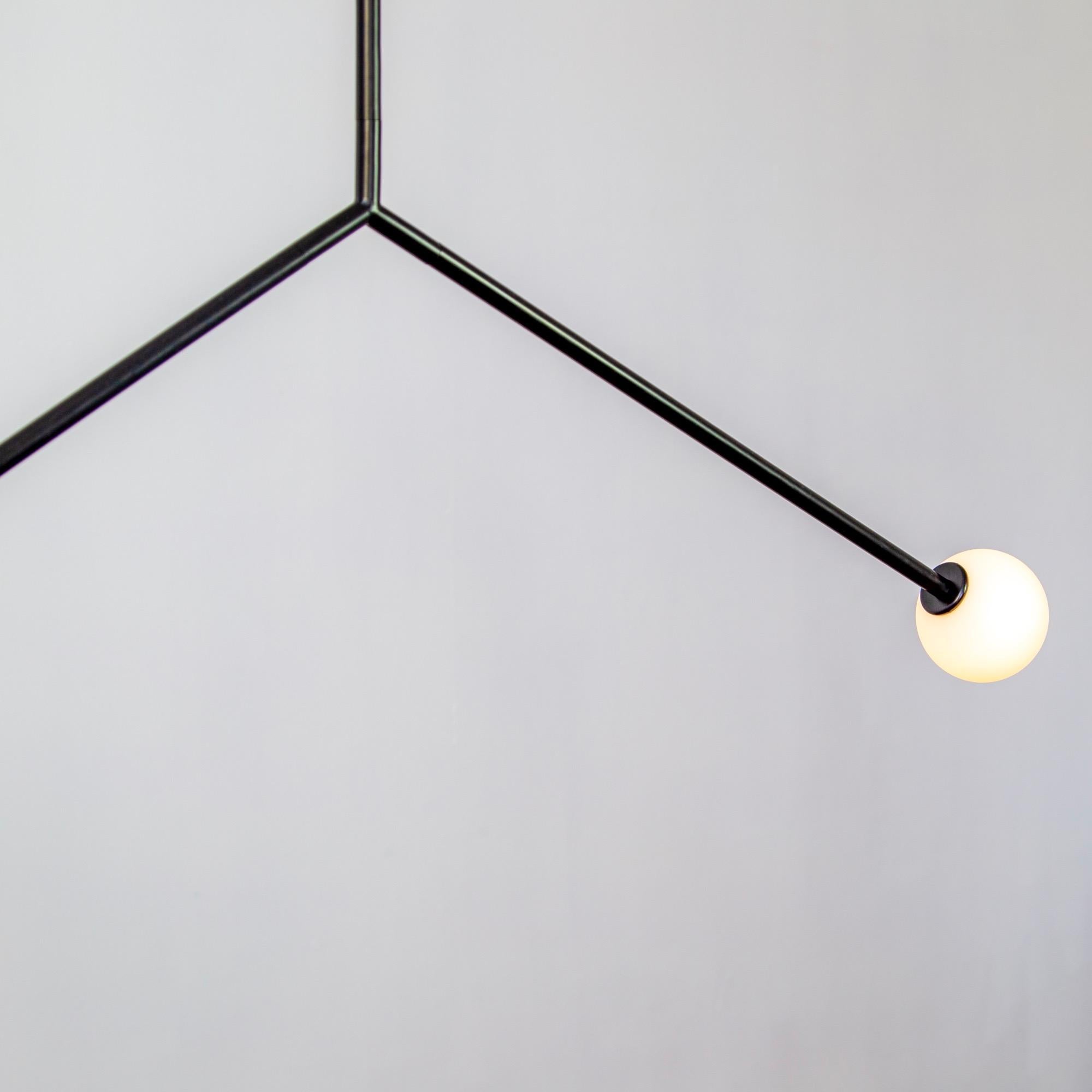 Lampe suspendue Y, Medium, par RESEARCH Lighting, noir, verre 3po, fait sur commande en vente 1