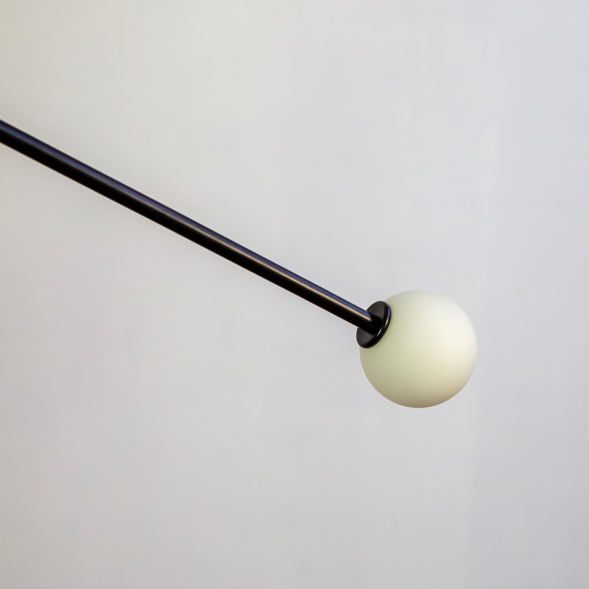 Metallo Lampada a sospensione Y, piccola, di Research.Lighting, nera, vetro da 3 pollici, su ordinazione in vendita