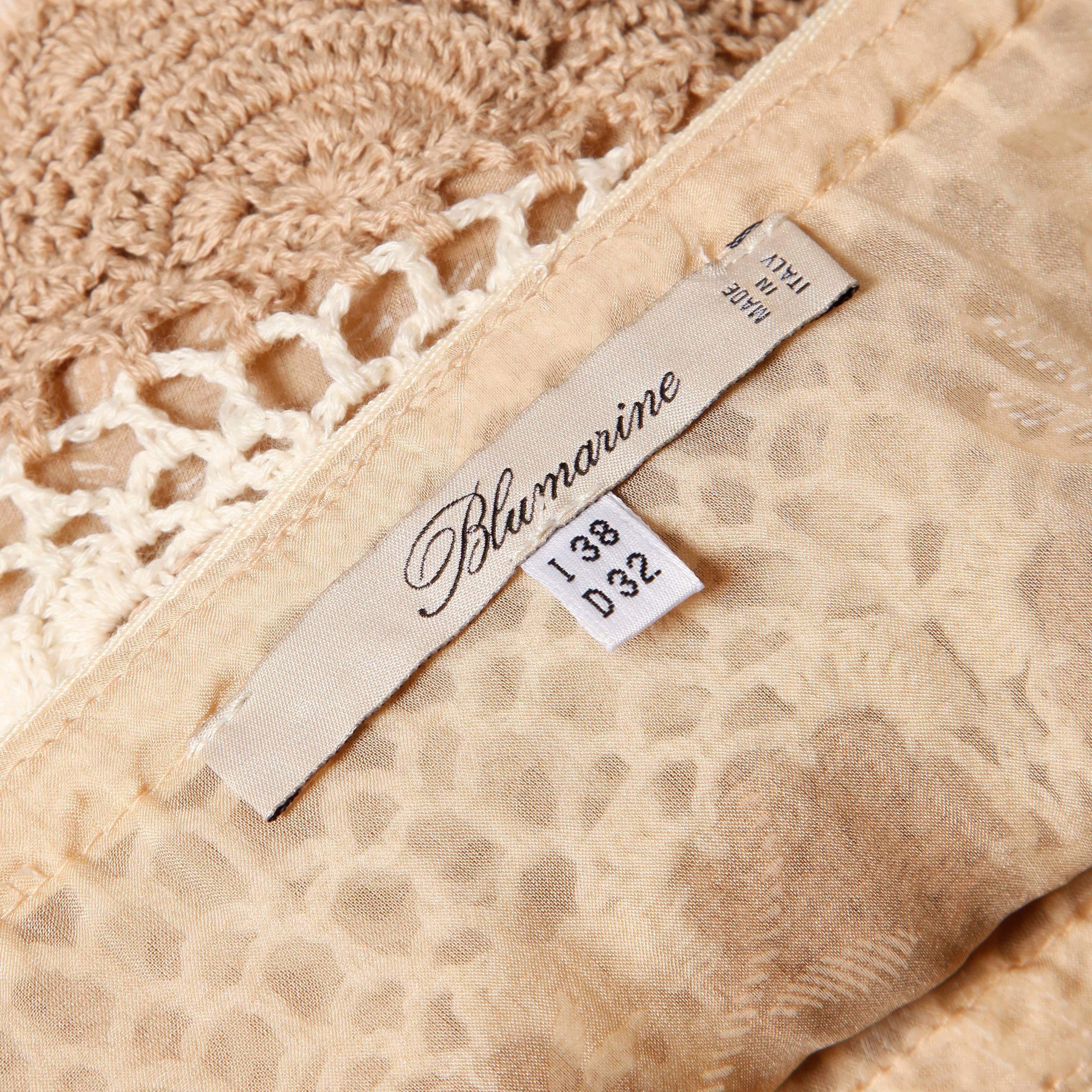 Y2K 2000s Blumarine Nackter Seidenrock mit Häkel- und Pom Pom-Detail (Beige) im Angebot