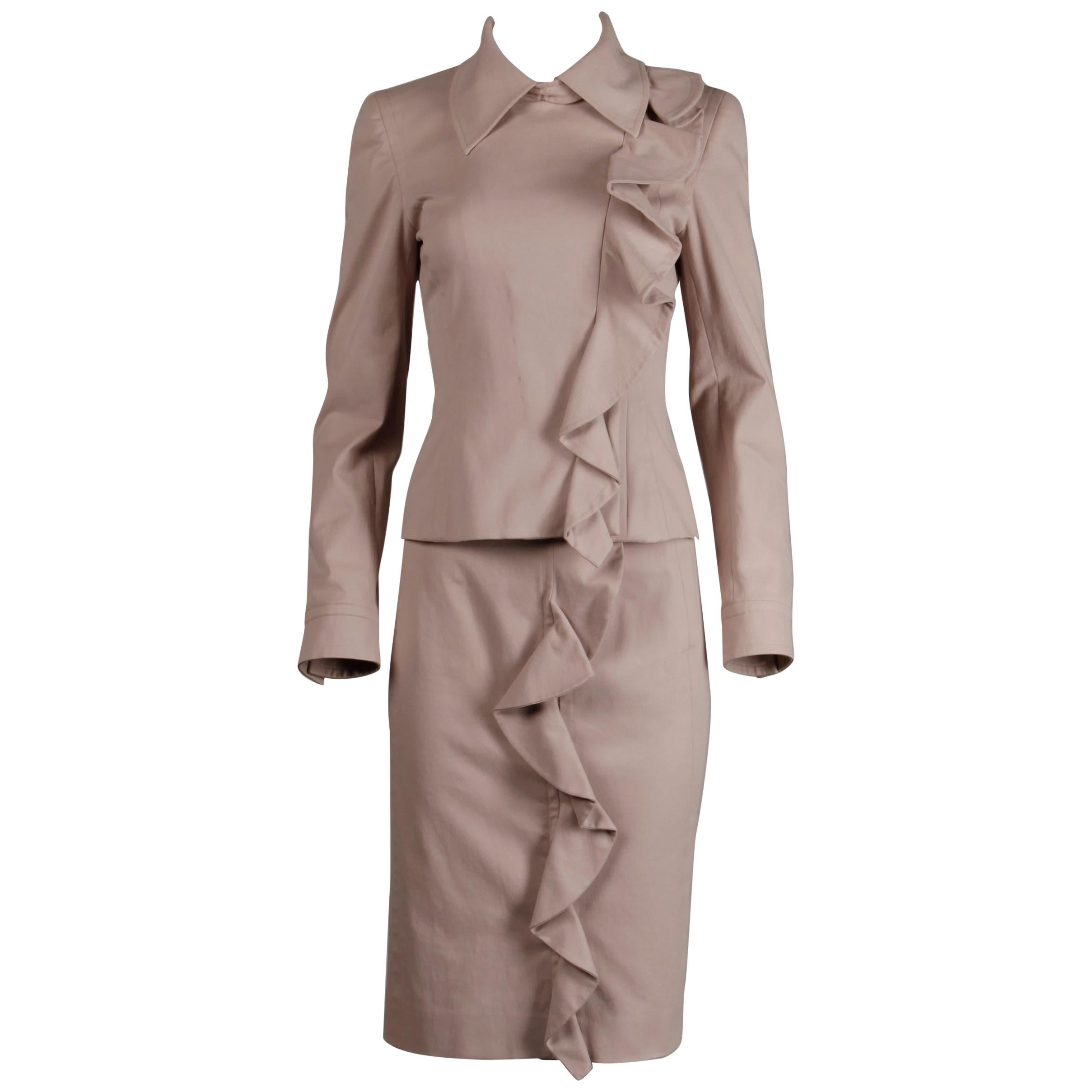 Y2K 2003 Yves Saint Laurent Tom Ford Completo giacca e gonna rosa YSL in vendita