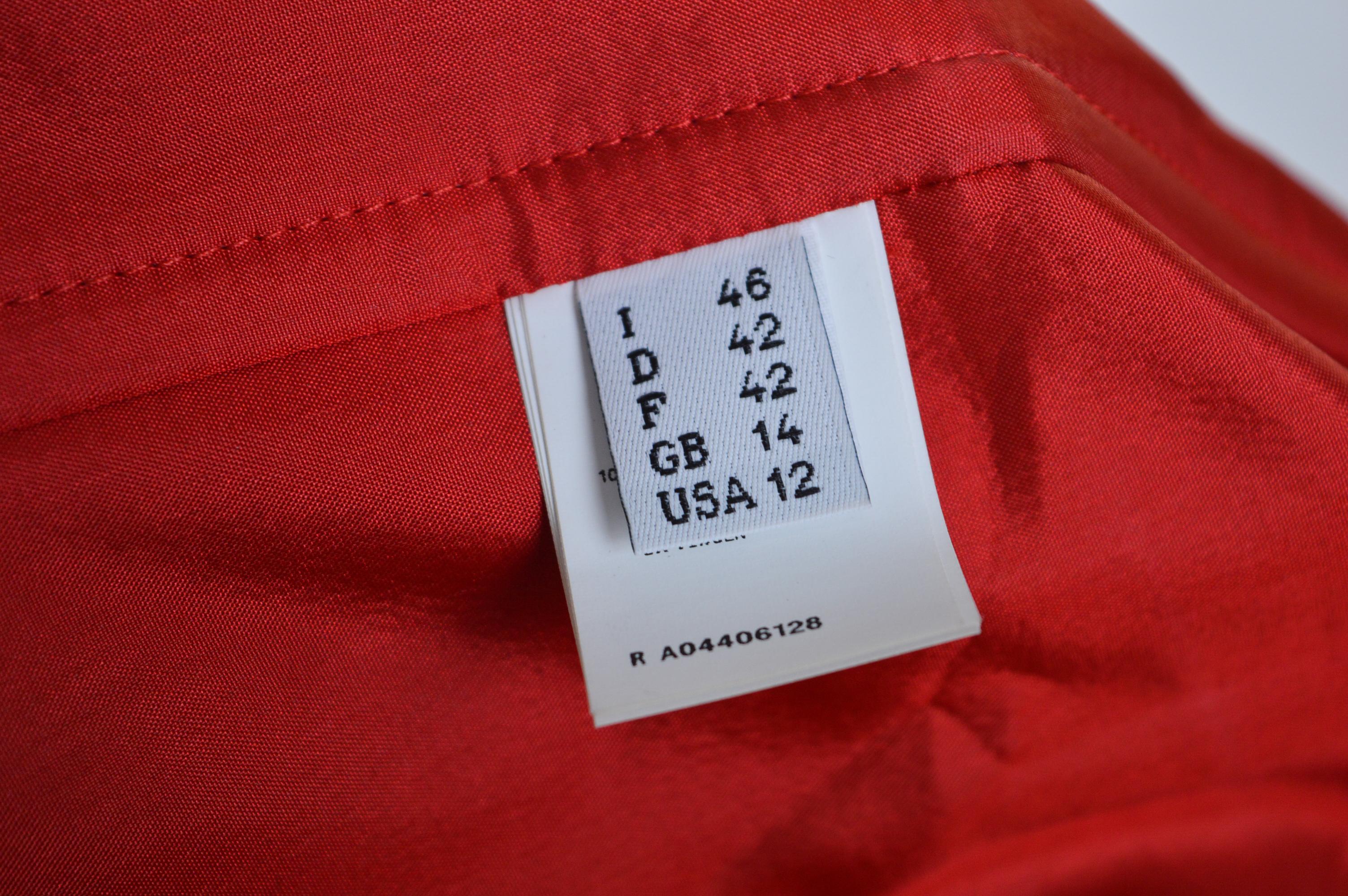 Y2k Avant Guard MOSCHINO Kilt Strapless Red Tartan Pleated Bustier Dress For Sale 11