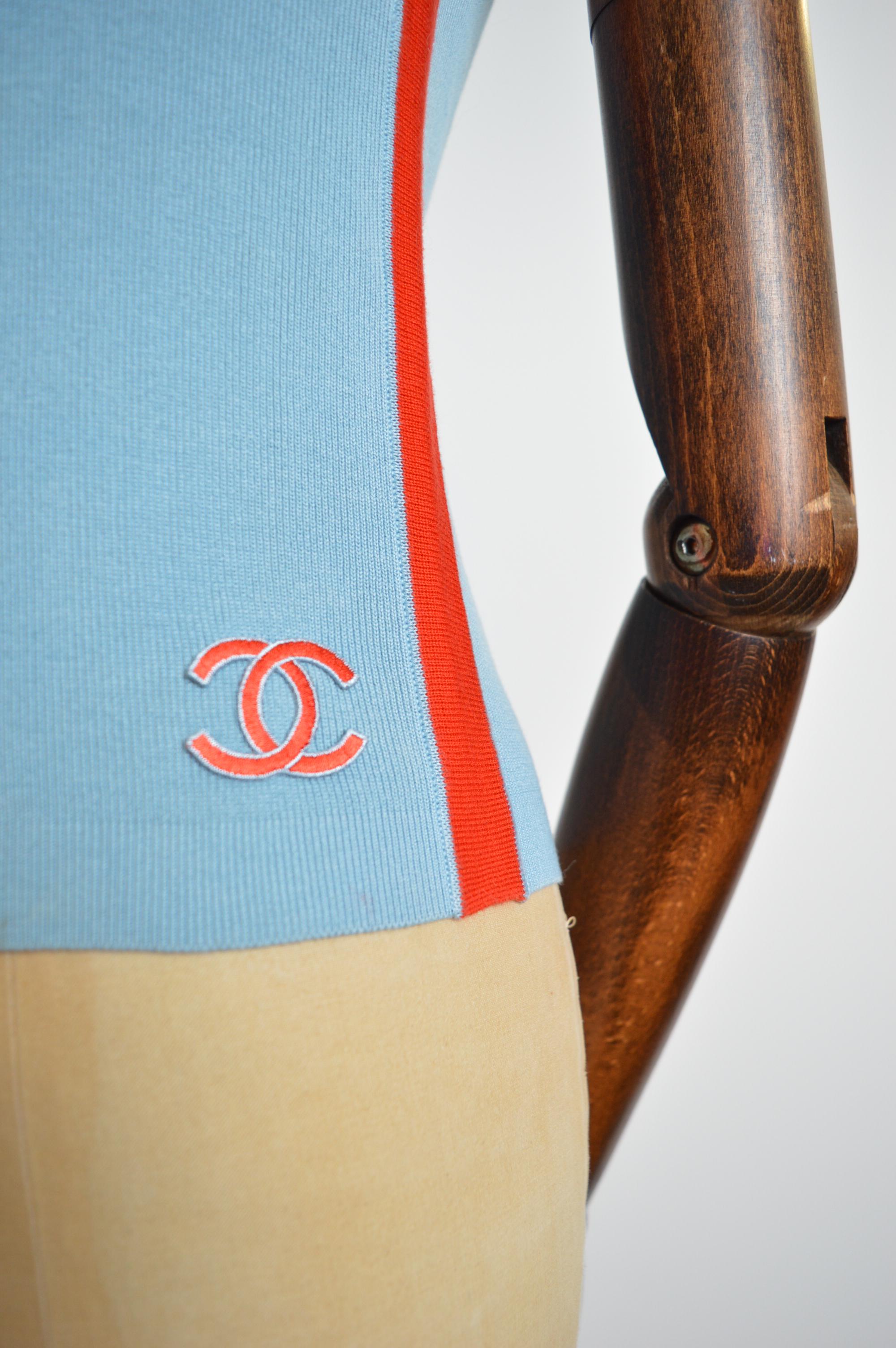 Women's Y2k Chanel 2002 Baby Blue & Orange knit Sleeveless Sweater - Tank top vest
