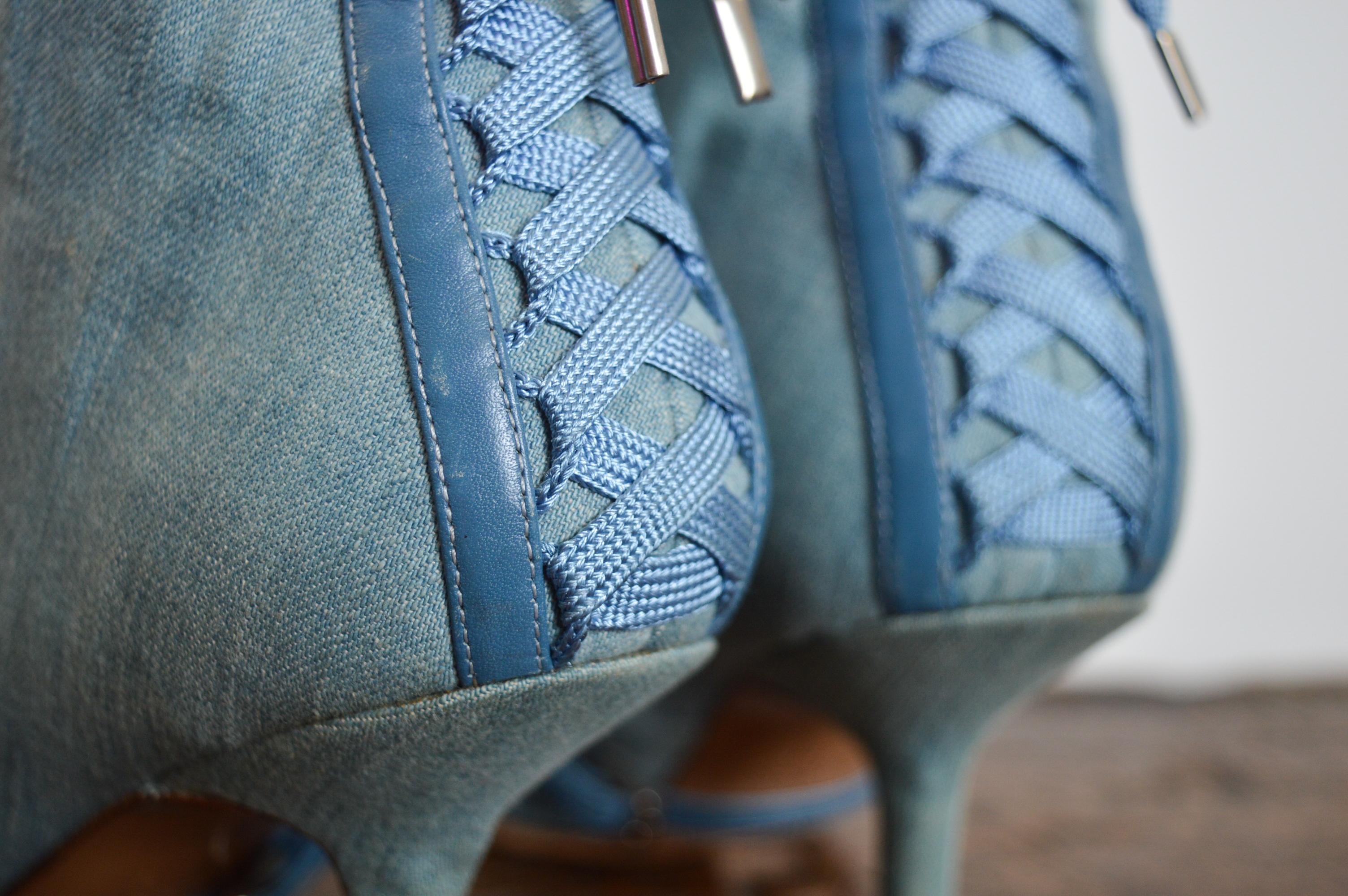 Y2k Christian Dior by Galliano Pale blue denim ‘admit it’ High heels ankle boots For Sale 13