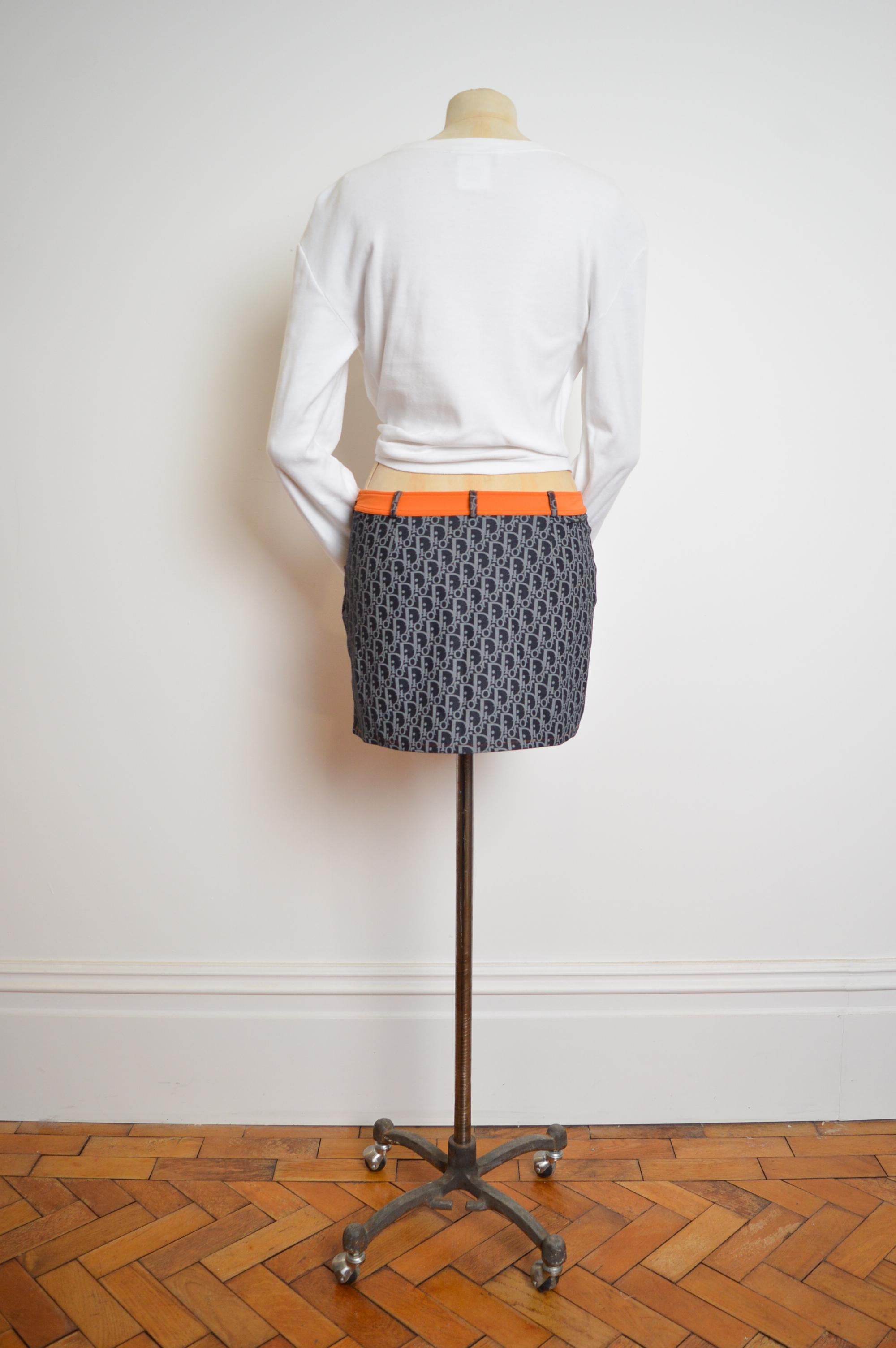 Y2k Christian Dior By John Galliano Blue & orange trotter monogram mini skirt For Sale 3