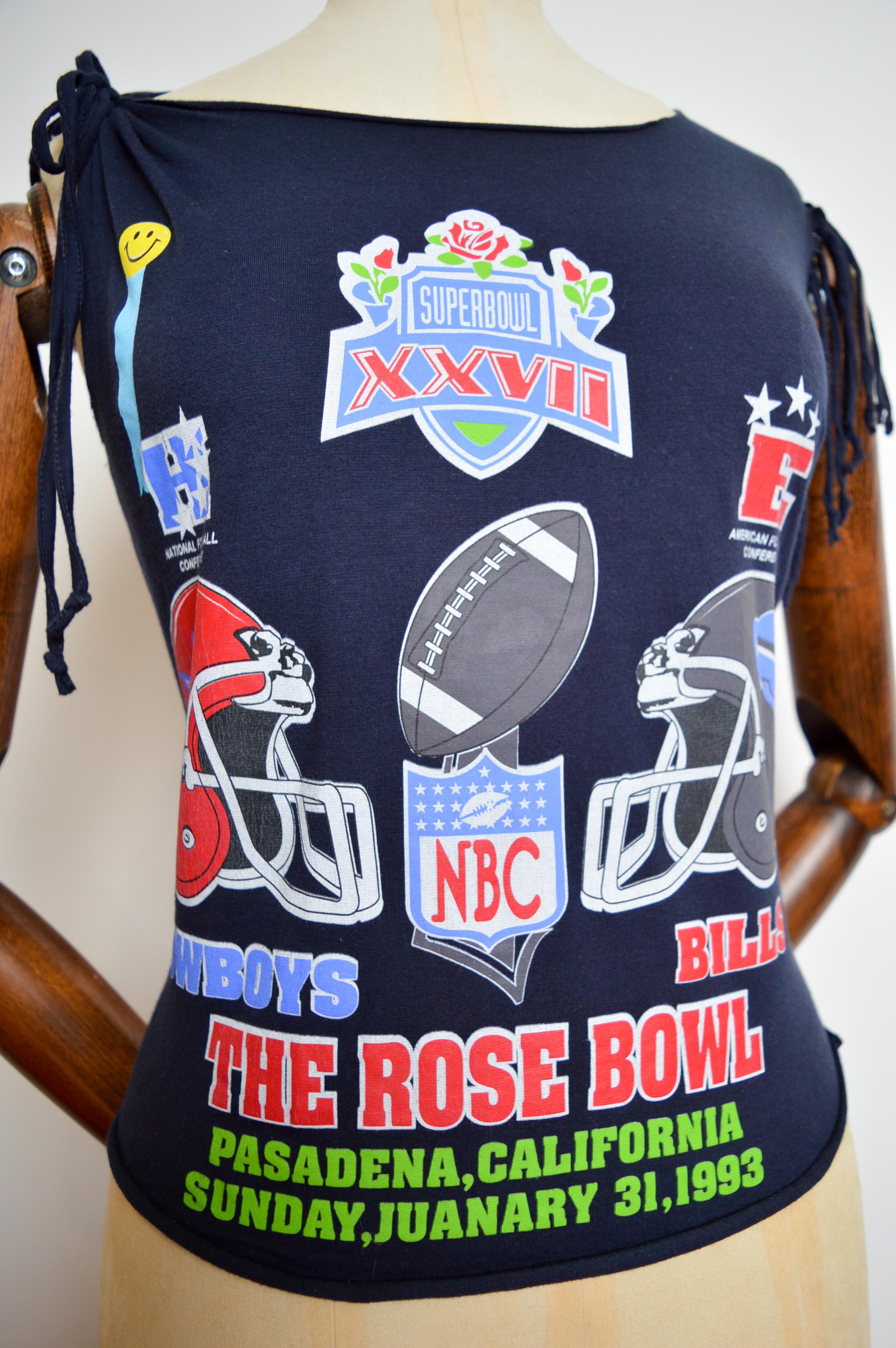 Women's Y2k Dolce & Gabbana Rose bowl Varsity print 2000's Top - Vintage NFL Baby Tee For Sale