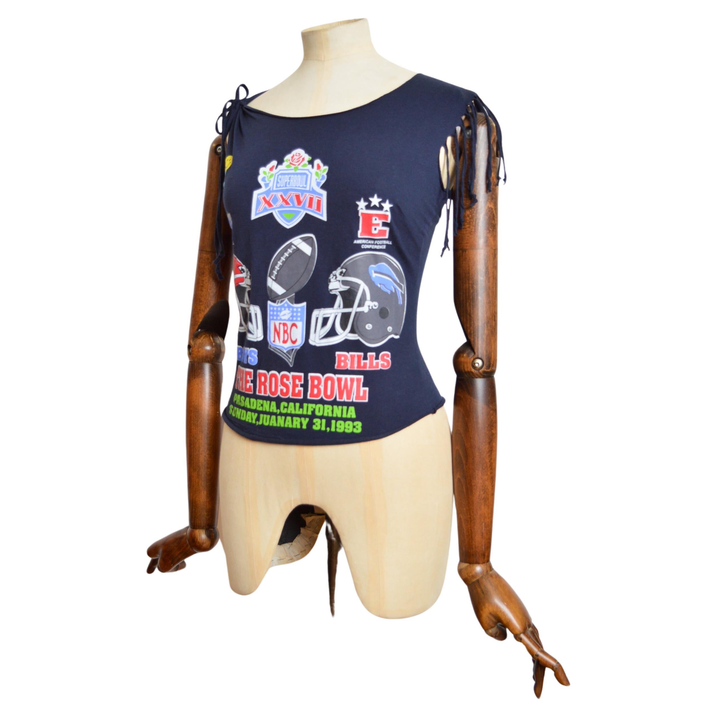 Y2k Dolce & Gabbana Rose bowl Varsity print 2000's Top - Vintage NFL Baby Tee For Sale