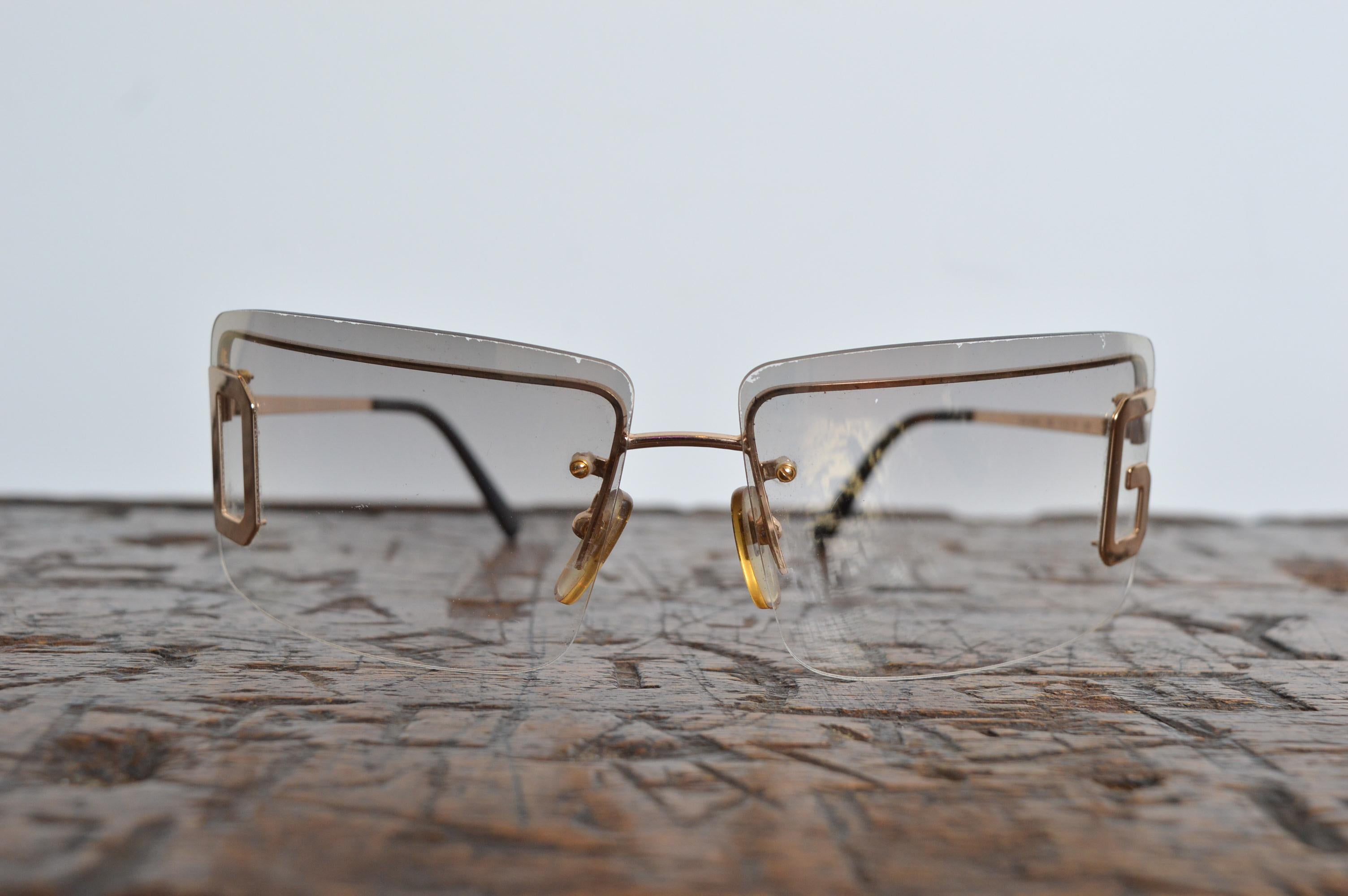 Women's or Men's Y2k Dolce & Gabbana White Gold D&G detailed Y2K Shades - Sunglasses