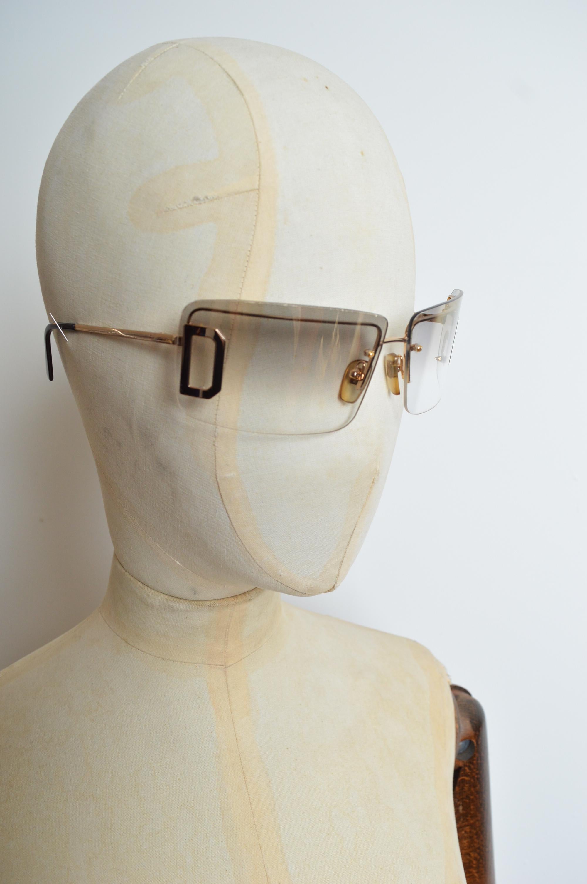 Y2k Dolce & Gabbana White Gold D&G detailed Y2K Shades - Sunglasses 1