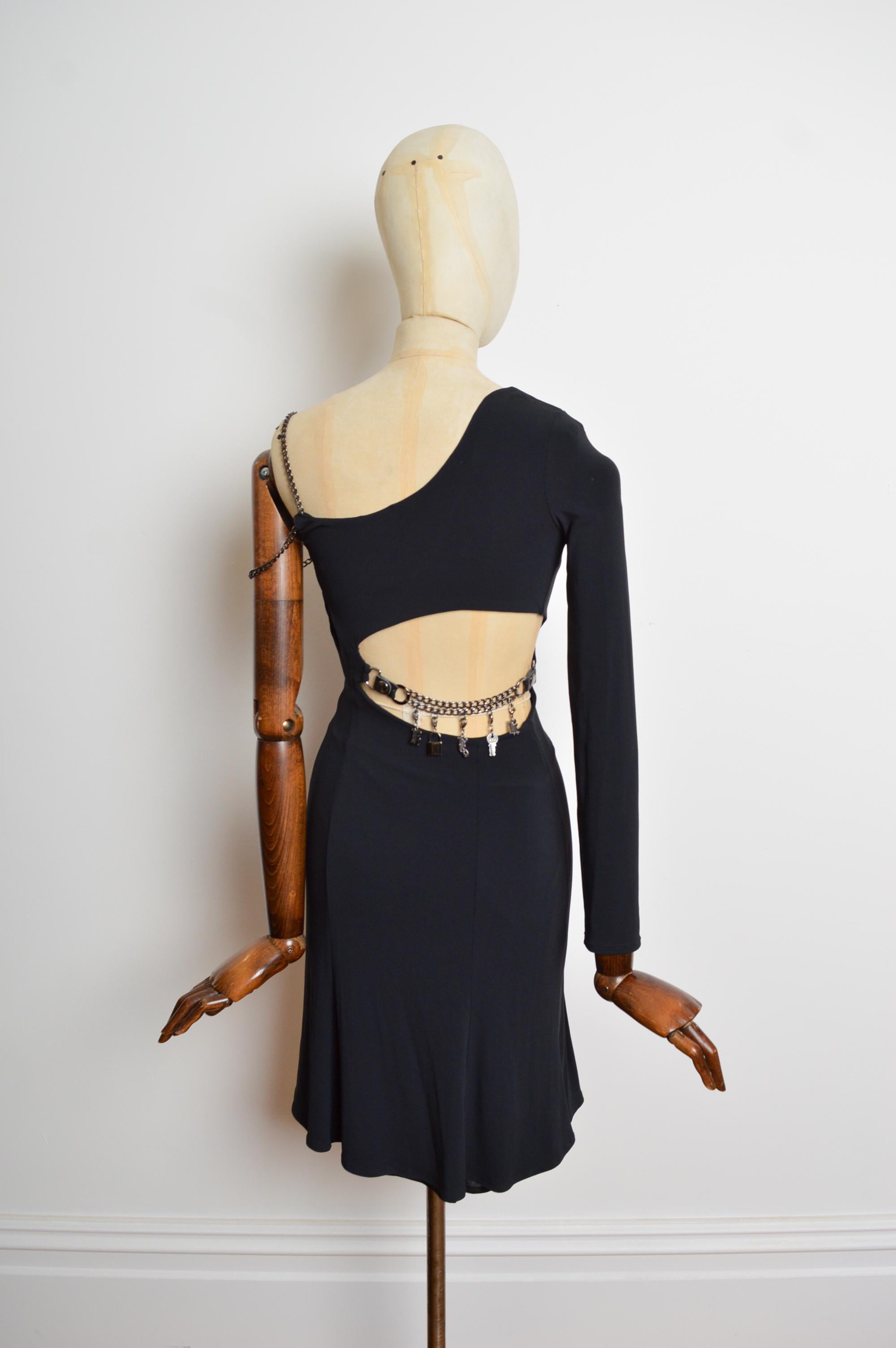 Y2k Donatella Versace One Sleeve / Shoulder 2000's Black Chain Dress For Sale 7
