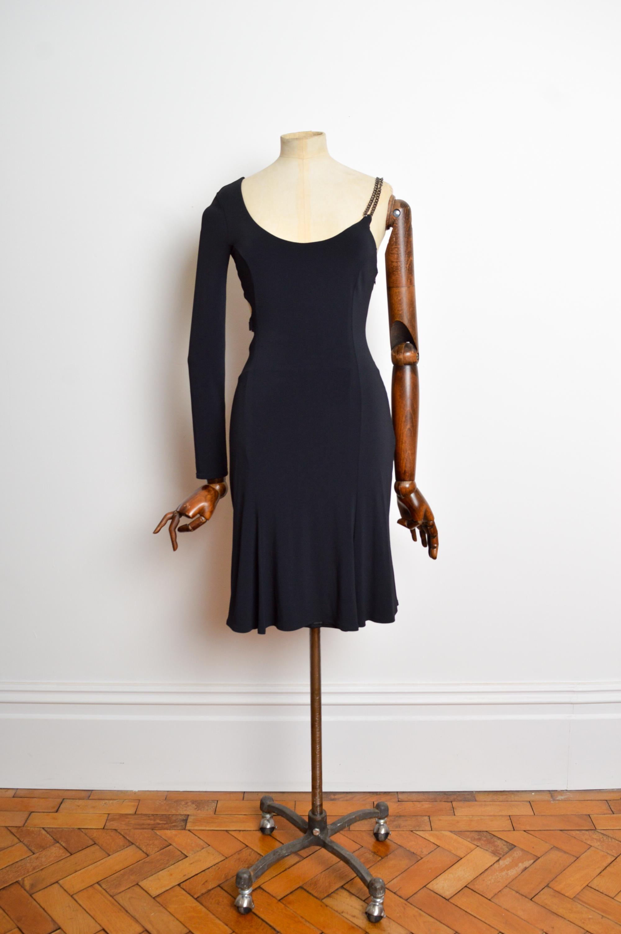 Women's Y2k Donatella Versace One Sleeve / Shoulder 2000's Black Chain Dress For Sale