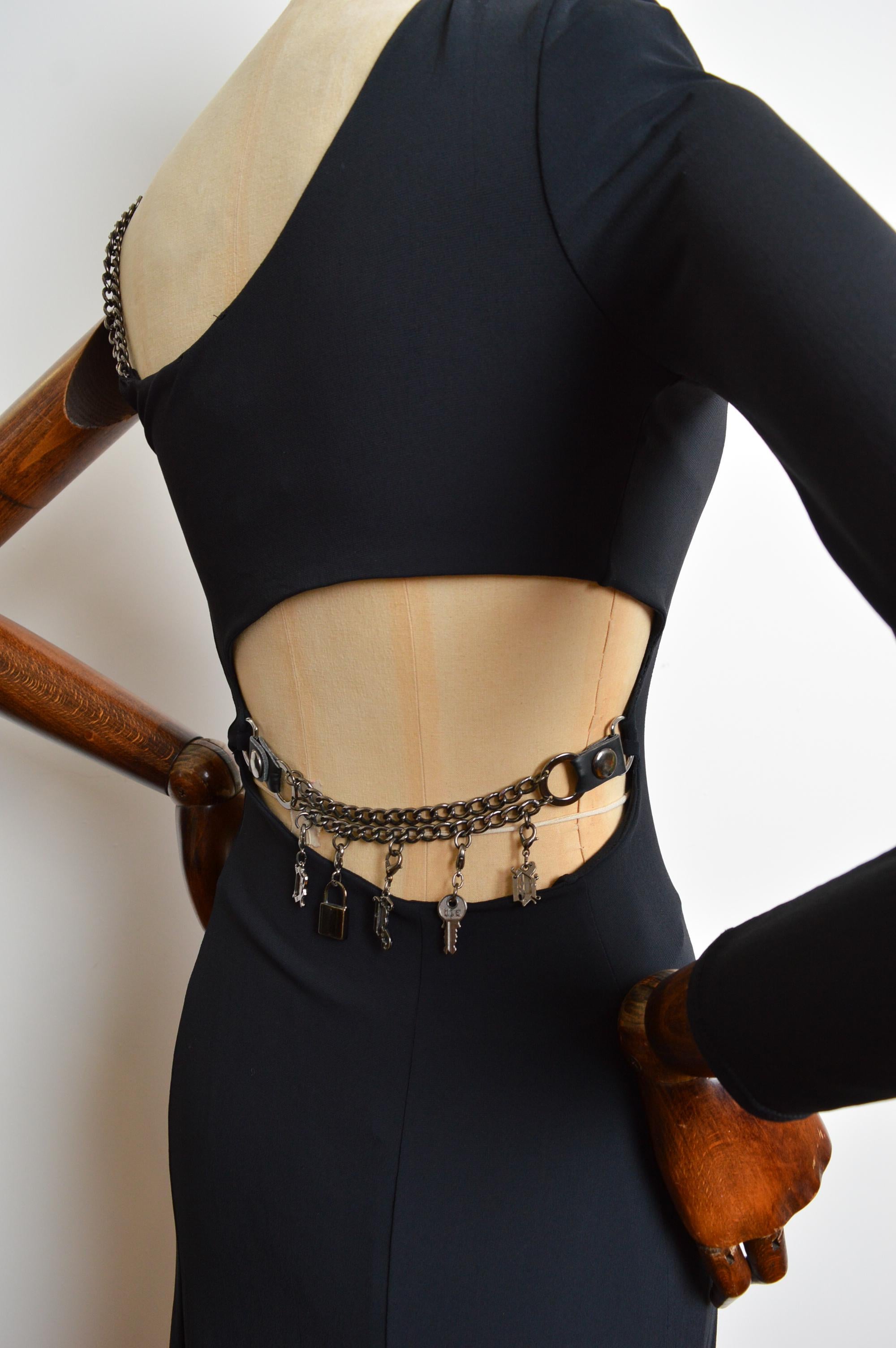 Y2k Donatella Versace One Sleeve / Shoulder 2000's Black Chain Dress For Sale 5