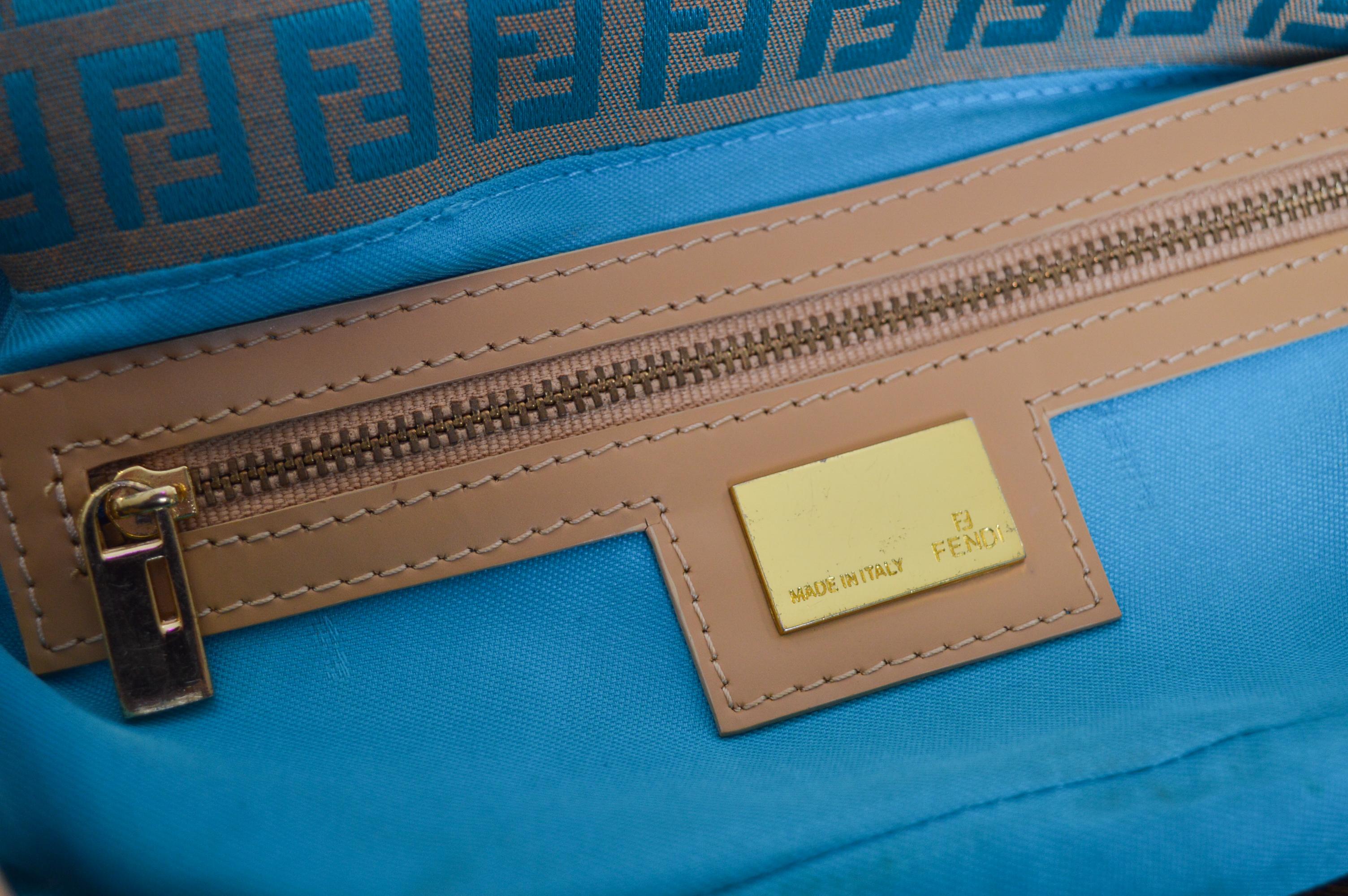 Y2k Fendi Shoulder Baguette Mini Blue & Beige Jacquard monogram Shoulder Bag 9