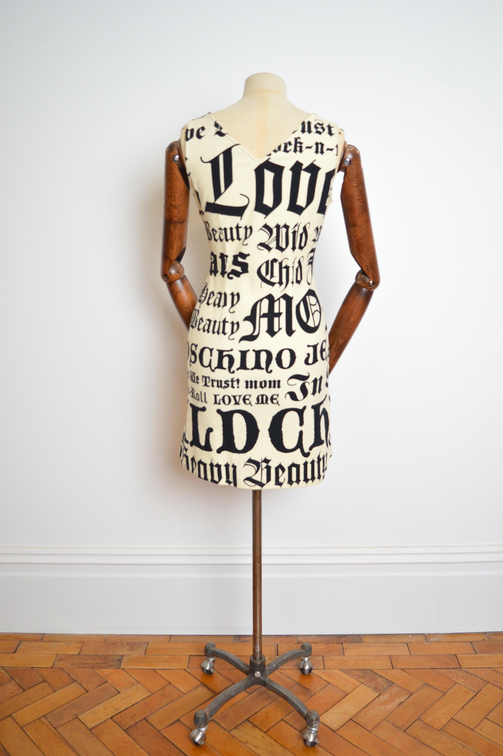 Women's Y2K Gothic font MOSCHINO All over 2000s Rock N Roll Word print mini Shift Dress For Sale