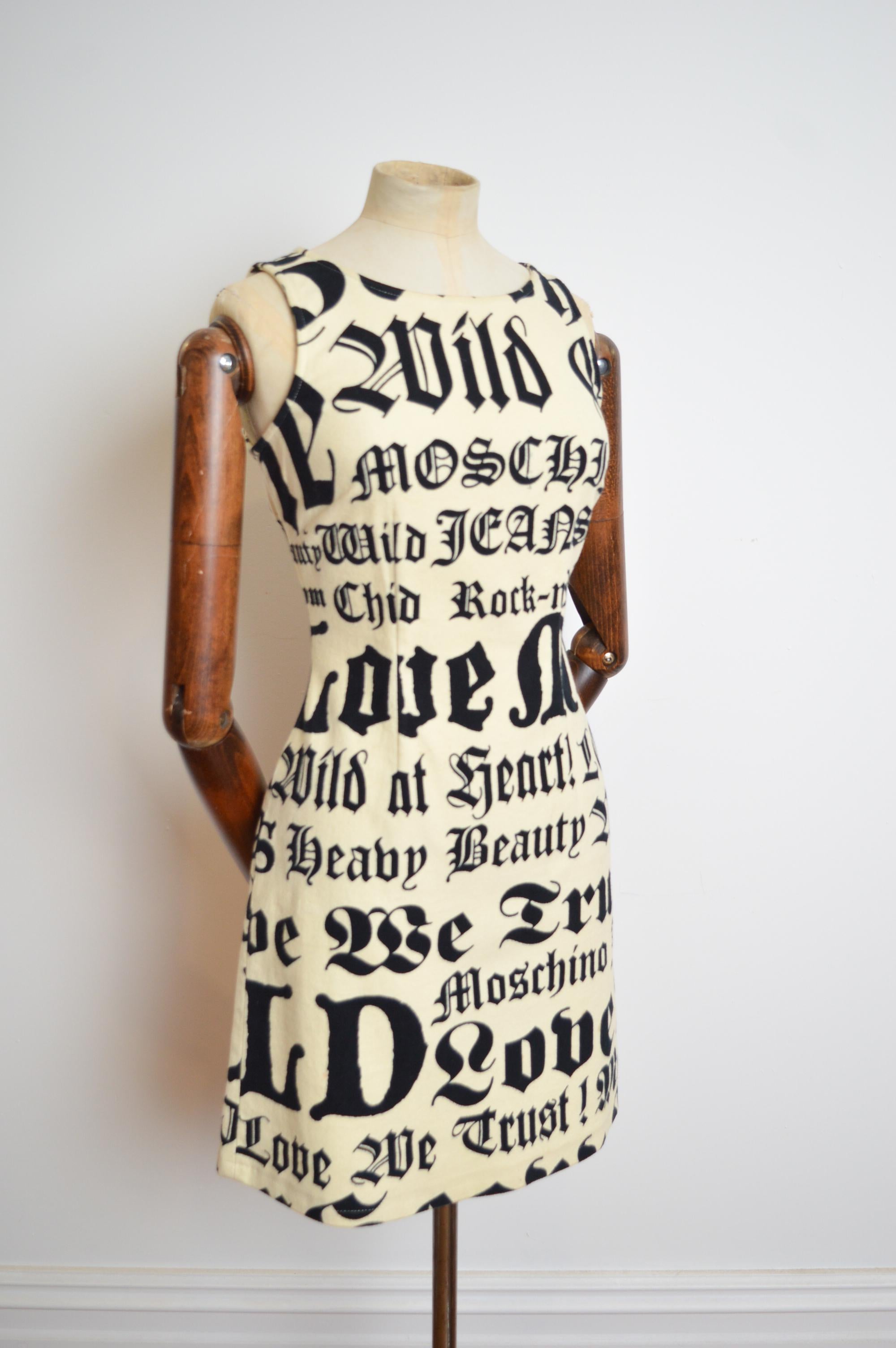 Y2K Gothic font MOSCHINO All over 2000s Rock N Roll Word print mini Shift Dress For Sale 2