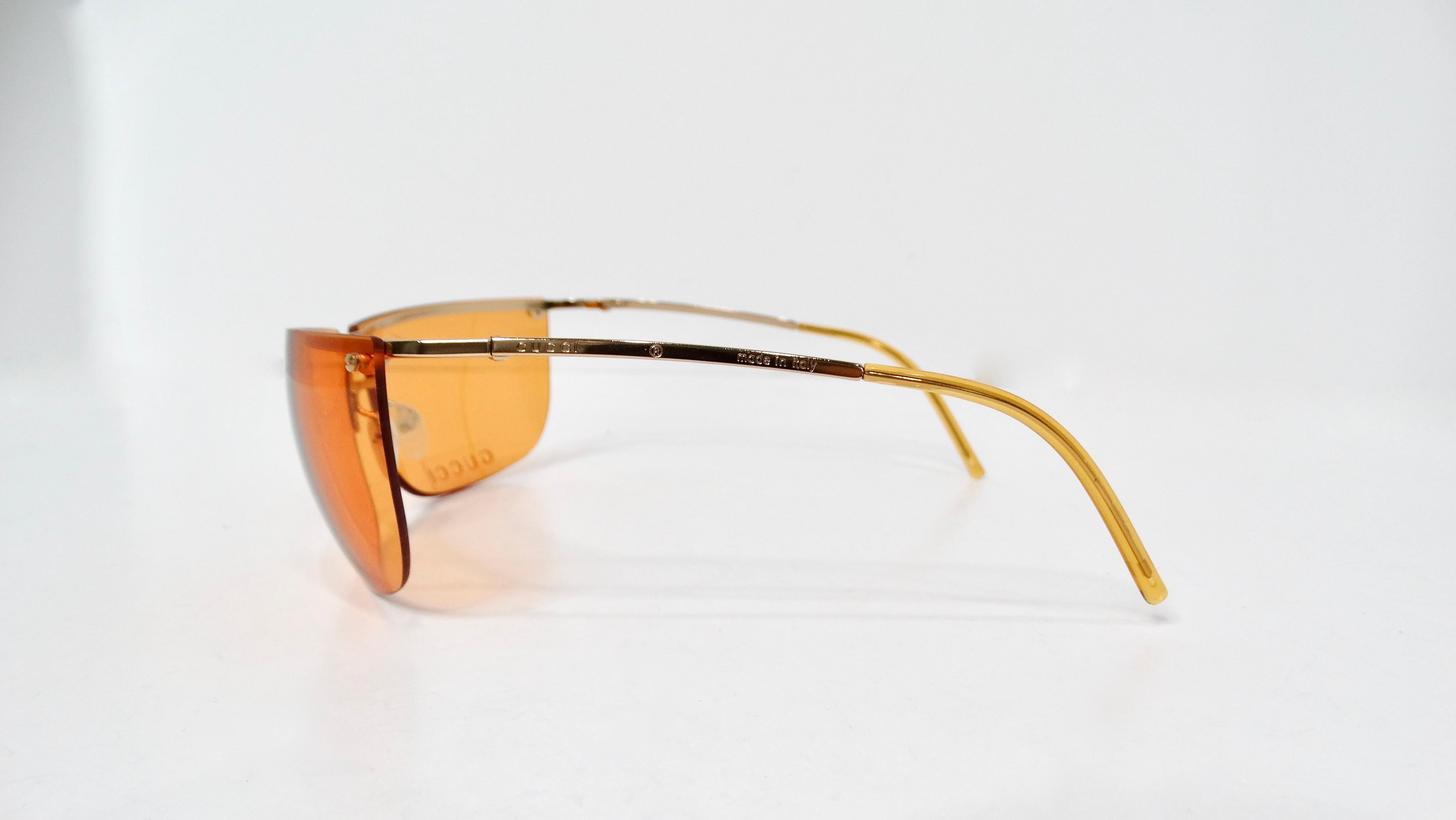 Arancia Occhiali da sole oversize senza montatura in metallo dorato Gucci arancione Y2K in vendita