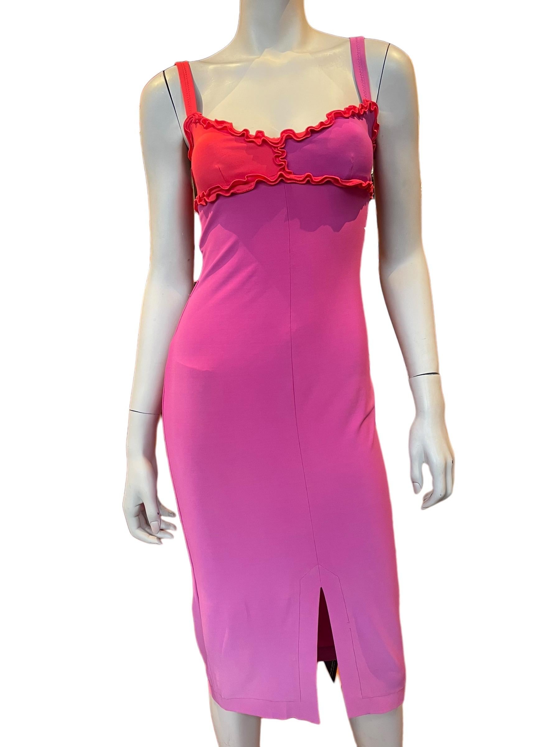 Y2K Stephen Burrows Pink Ombré and Lettuce Edge Trim Slinky Dress  In Good Condition For Sale In Greenport, NY