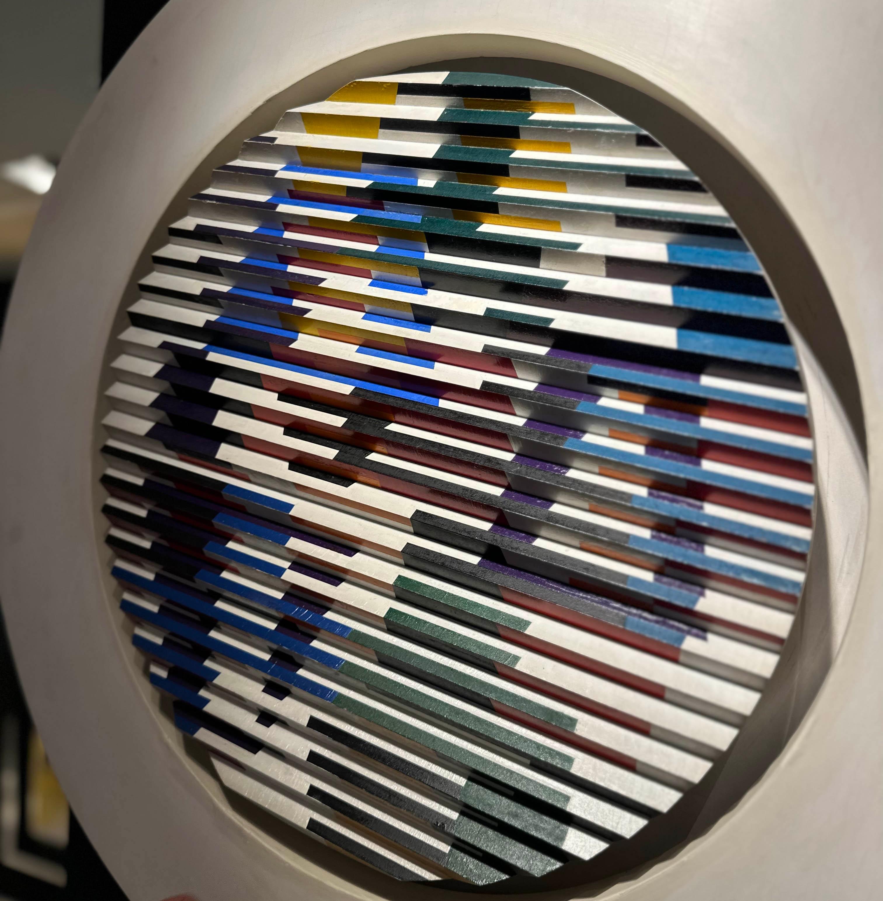 Colorful Kinetic original oil on wood round painting by Yaacov Agam For Sale 4