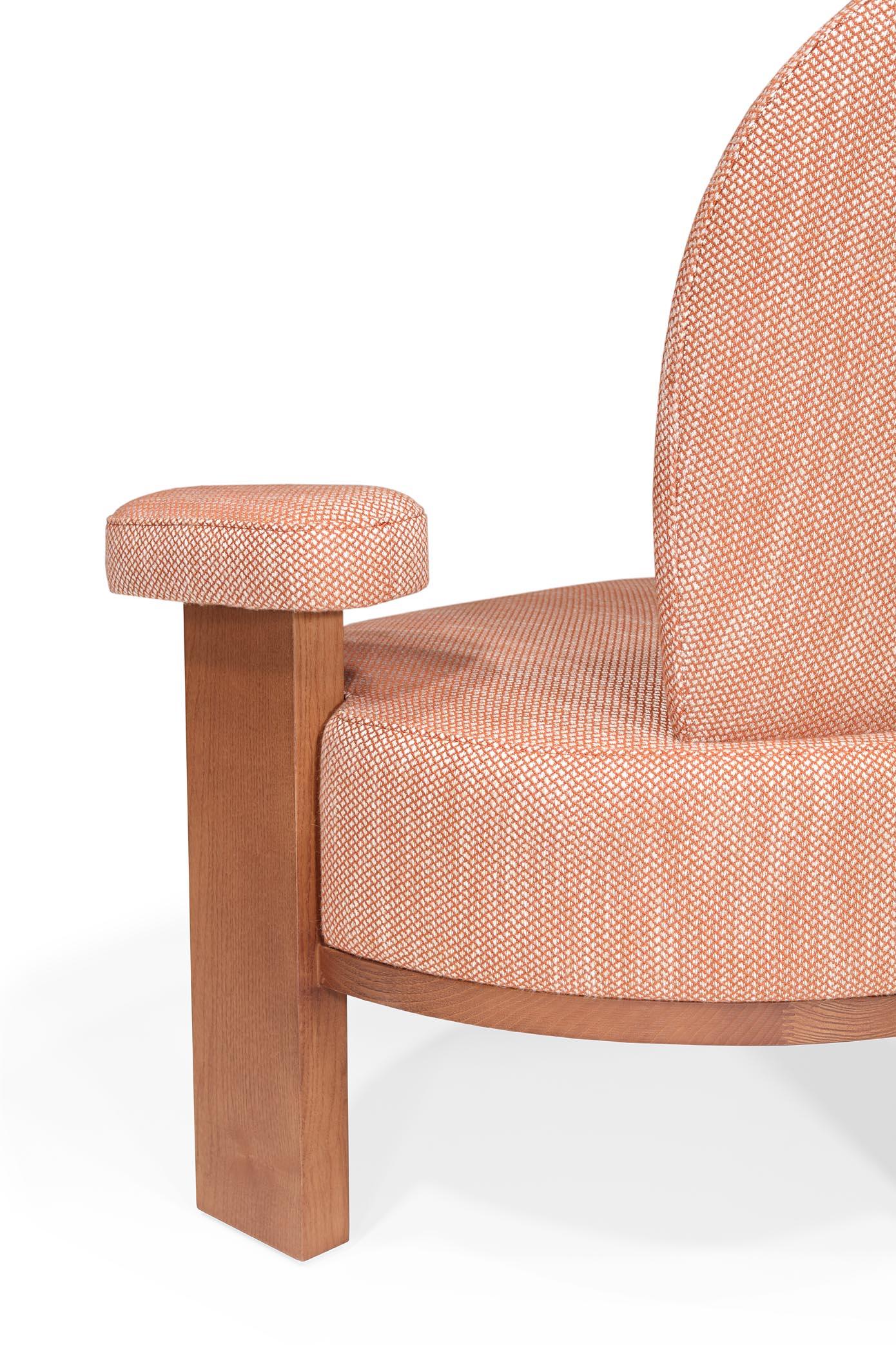 Yachi armchair - Contemporary Upholstered Armchair with Large Backrest For Sale 5
