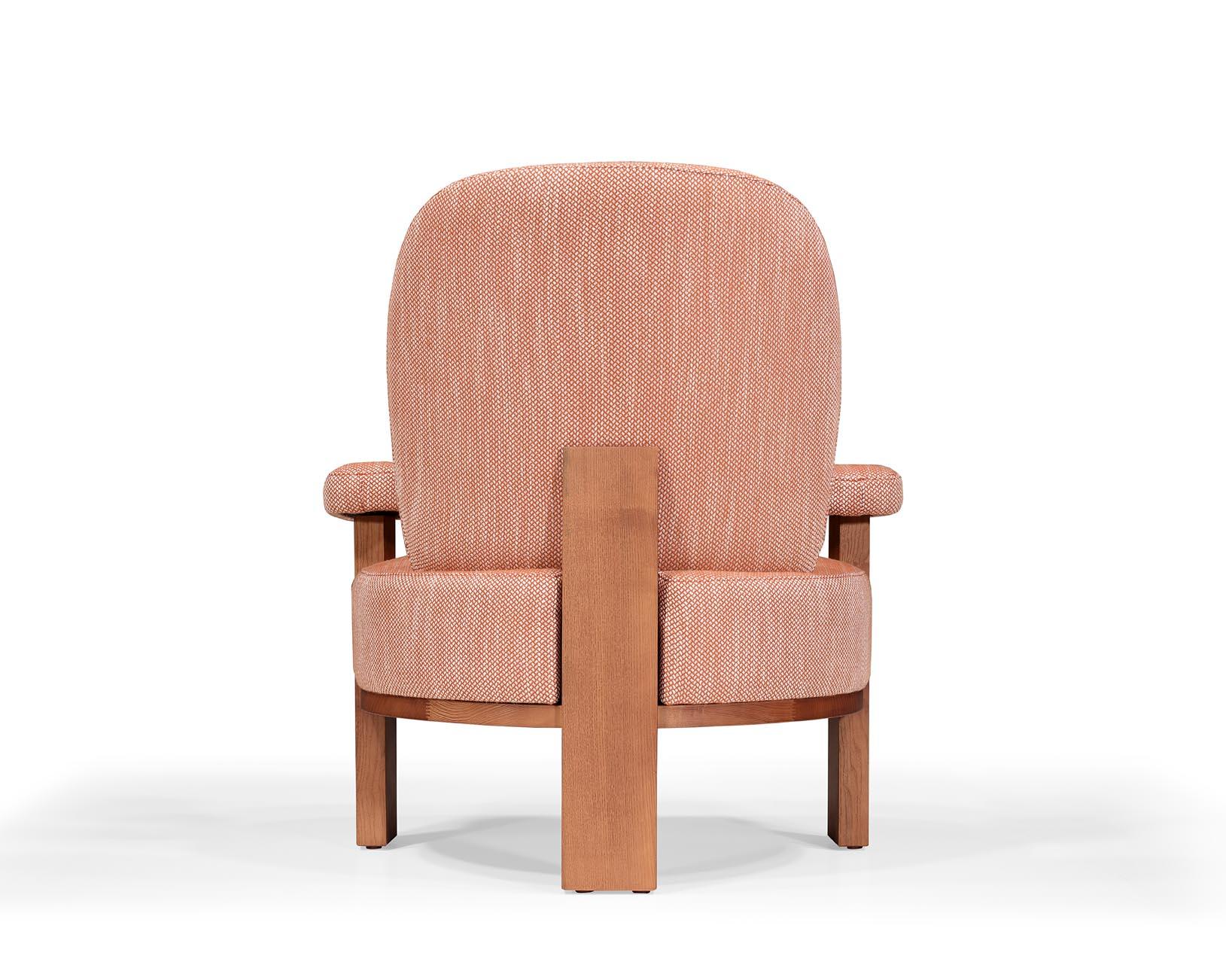 Minimalist Yachi armchair - Contemporary Upholstered Armchair with Large Backrest For Sale