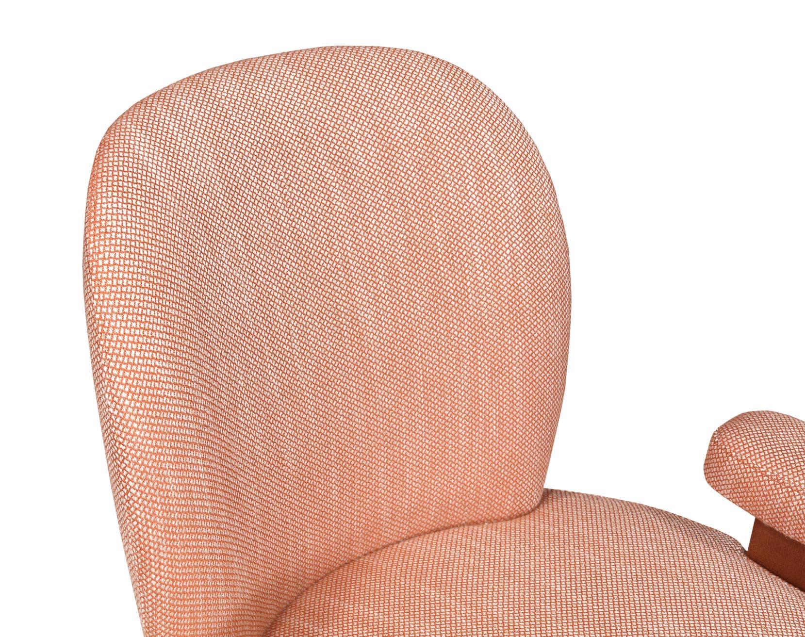Yachi armchair - Contemporary Upholstered Armchair with Large Backrest In New Condition For Sale In Baguim Do Monte, PT
