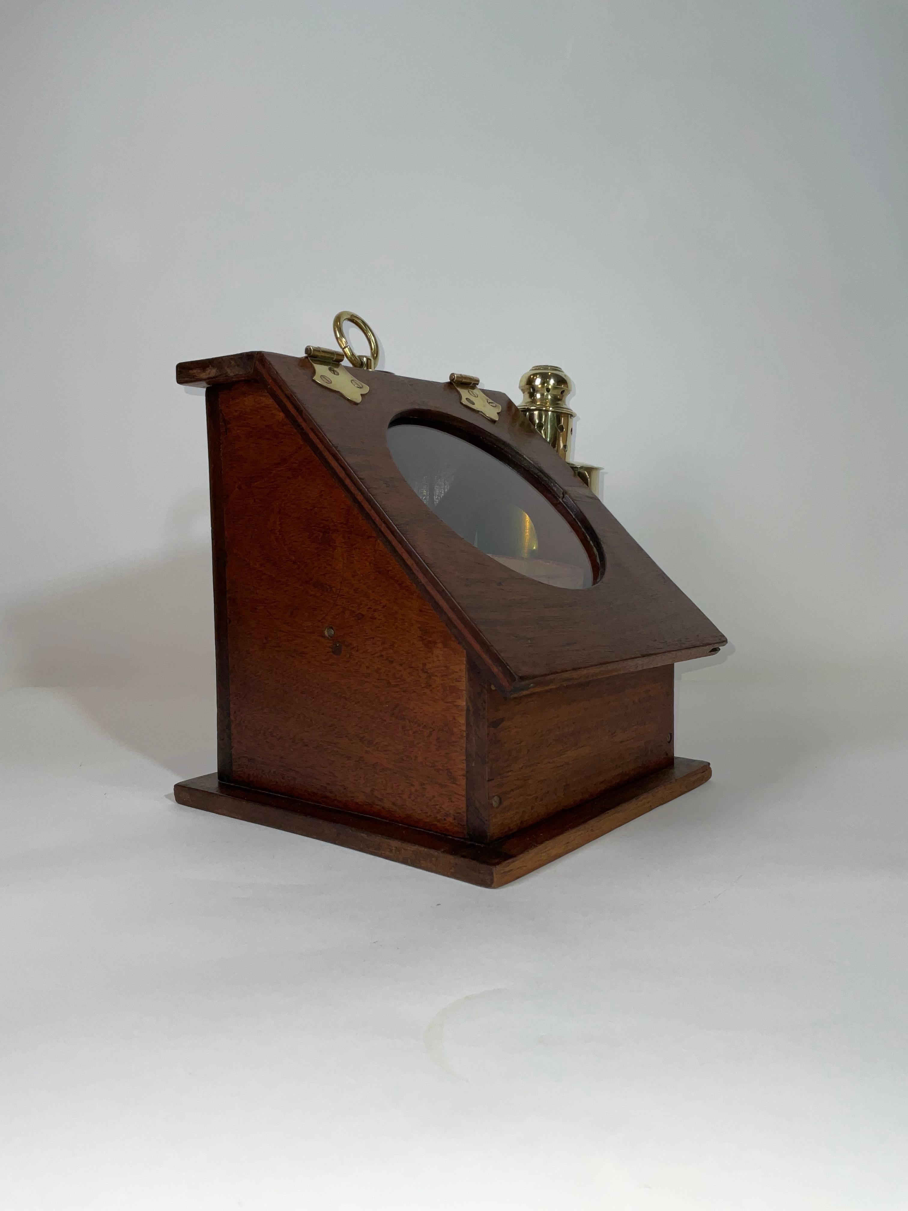 Laiton Binnacle de yacht avec compas Wood Bowl en vente