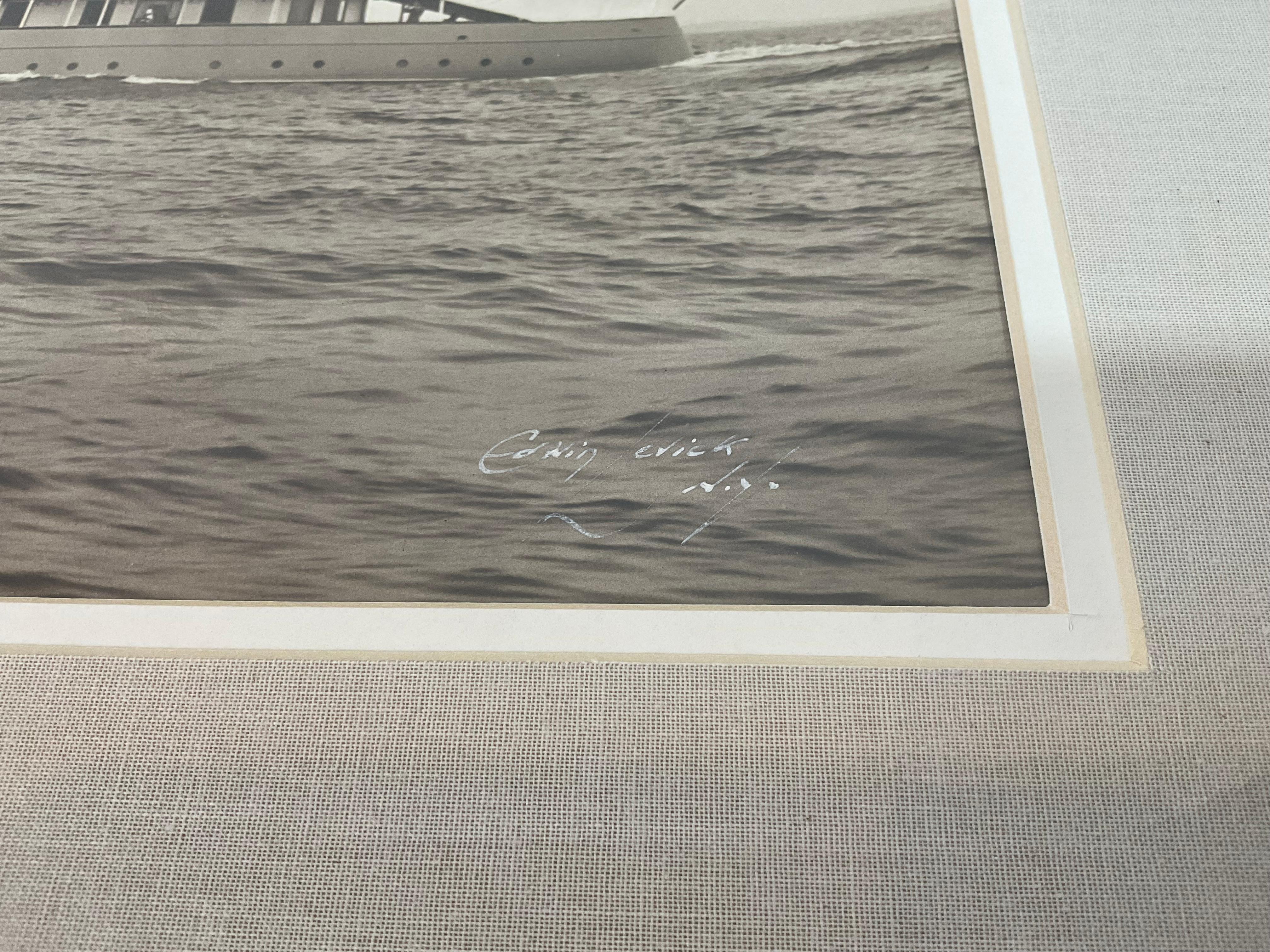 Yacht Lone Star Photo by Edwin Levick of New York en vente 1