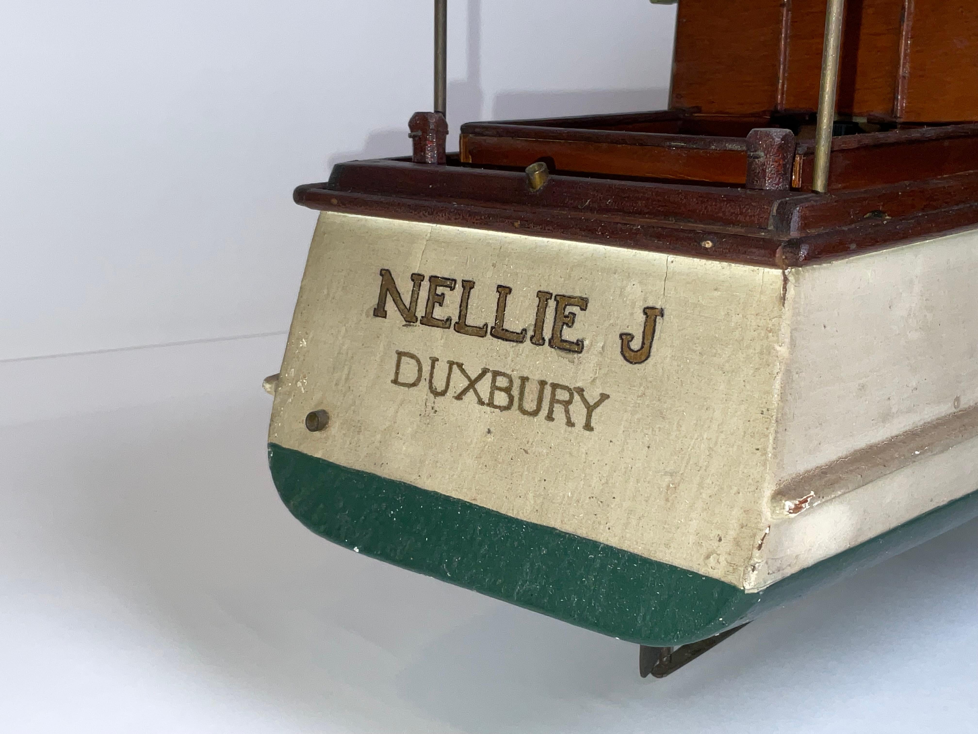 Modèle de bateau du Nellie J de Duxbury en vente 10