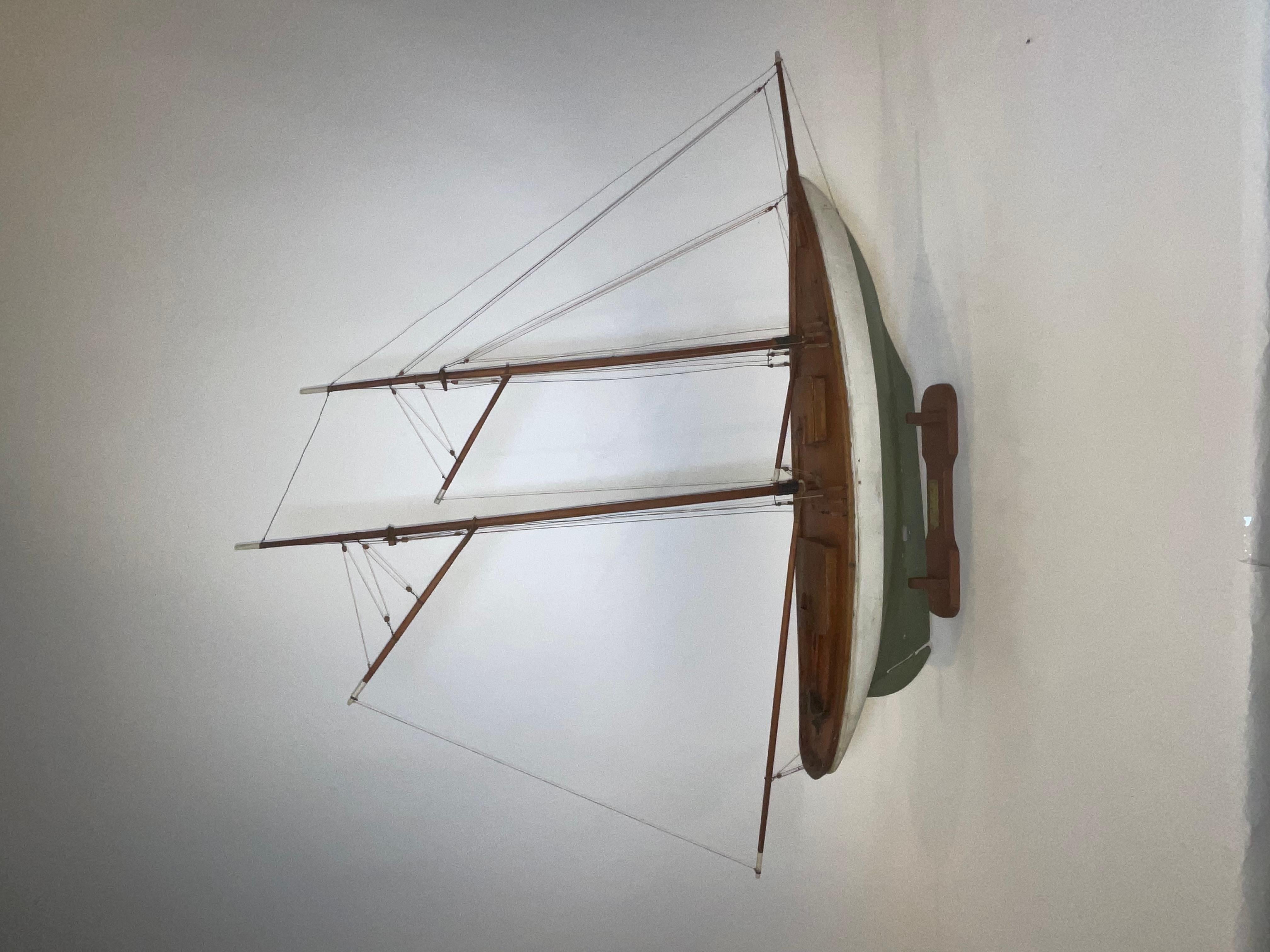 Modello di yacht della goletta Wanderer In condizioni buone in vendita a Norwell, MA