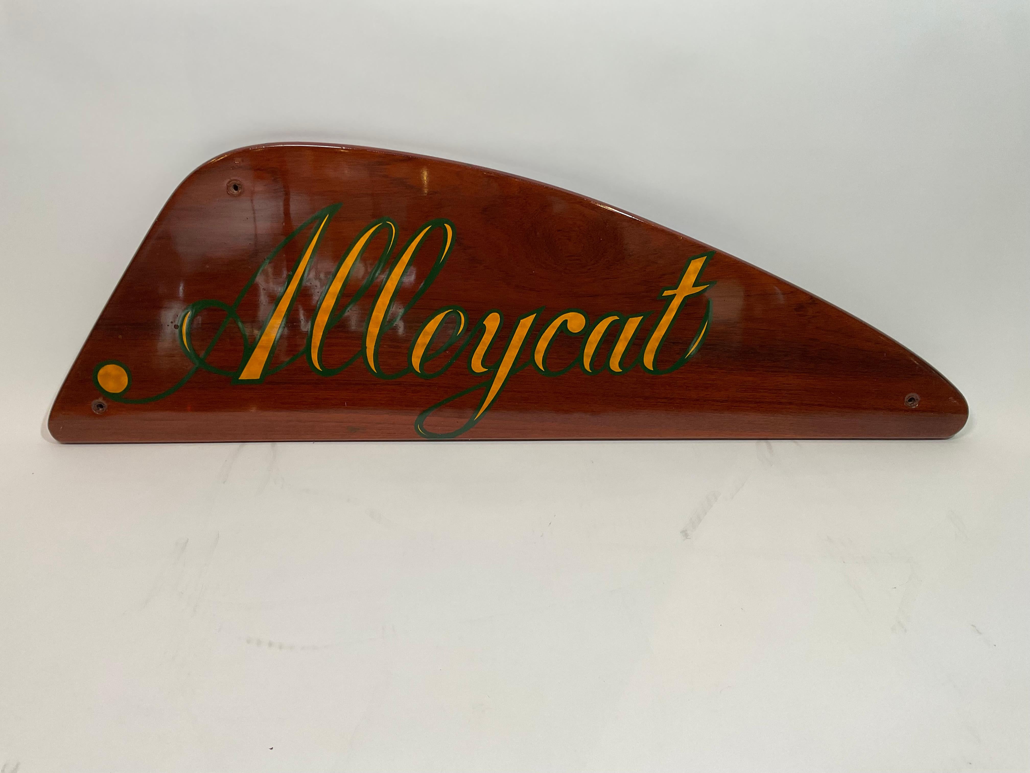 Yacht Quarterboard from the Alleycat In Good Condition For Sale In Norwell, MA