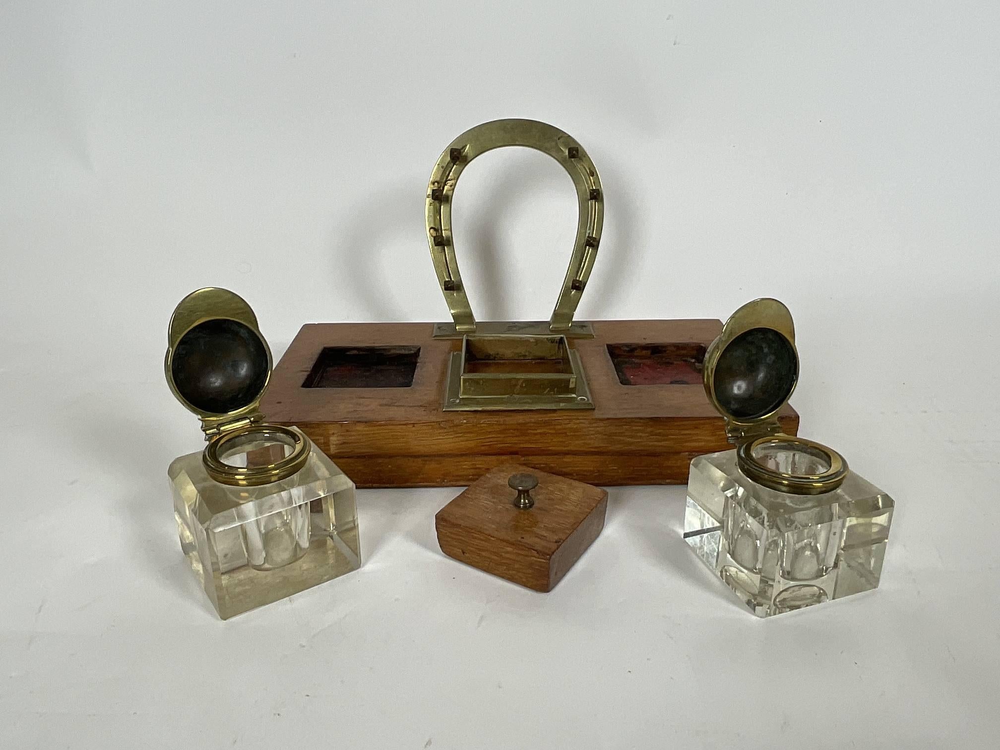 Set da scrivania del velista e cavaliere Arthur Curtiss James in vendita 1