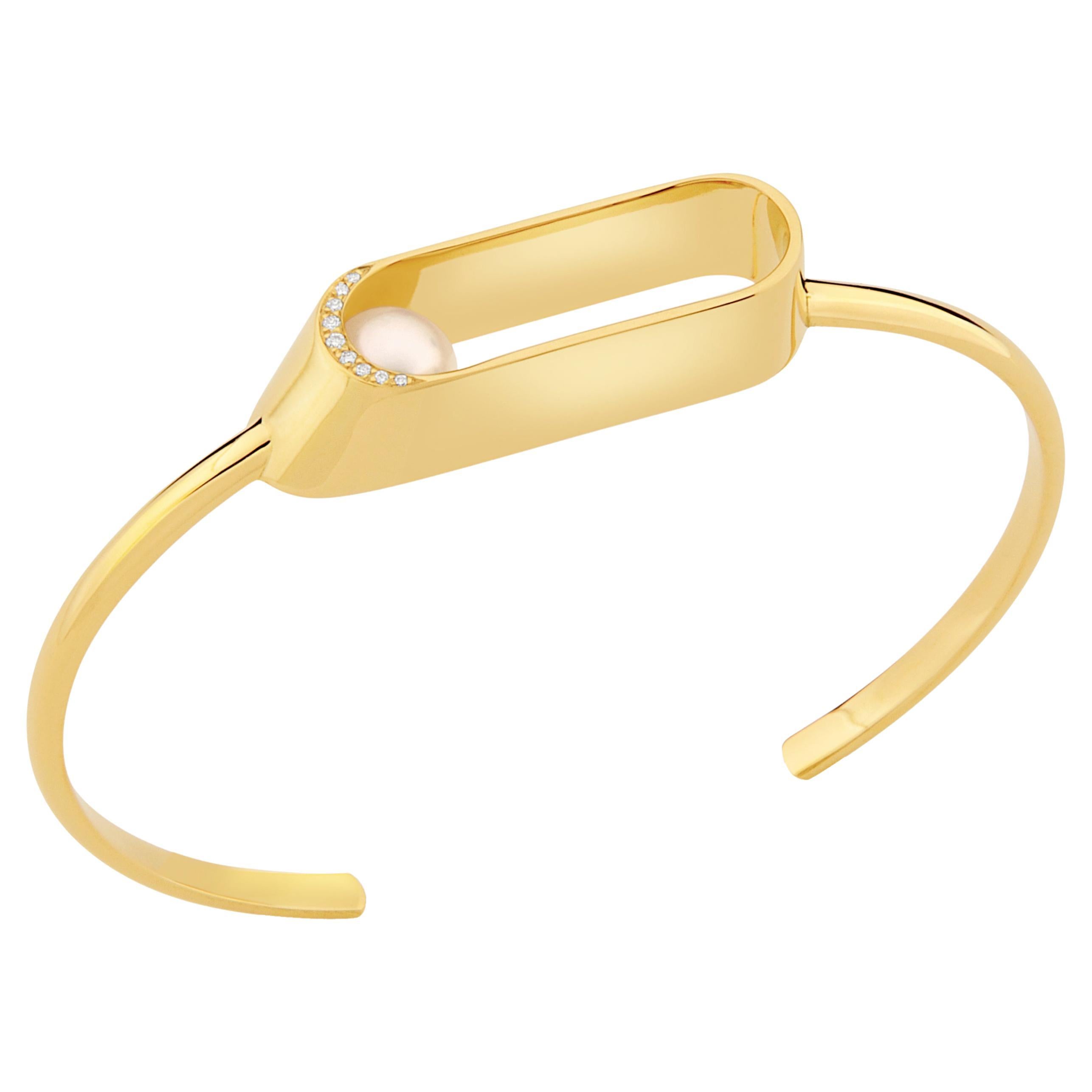 Yael Sonia's Unique 18k Yellow Gold, Akoya Pearl Diamond Ellipse Brilliant Cuff For Sale