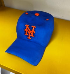 Scultura in ceramica del CAP dei NY Mets - scultura figurativa, scultura pop