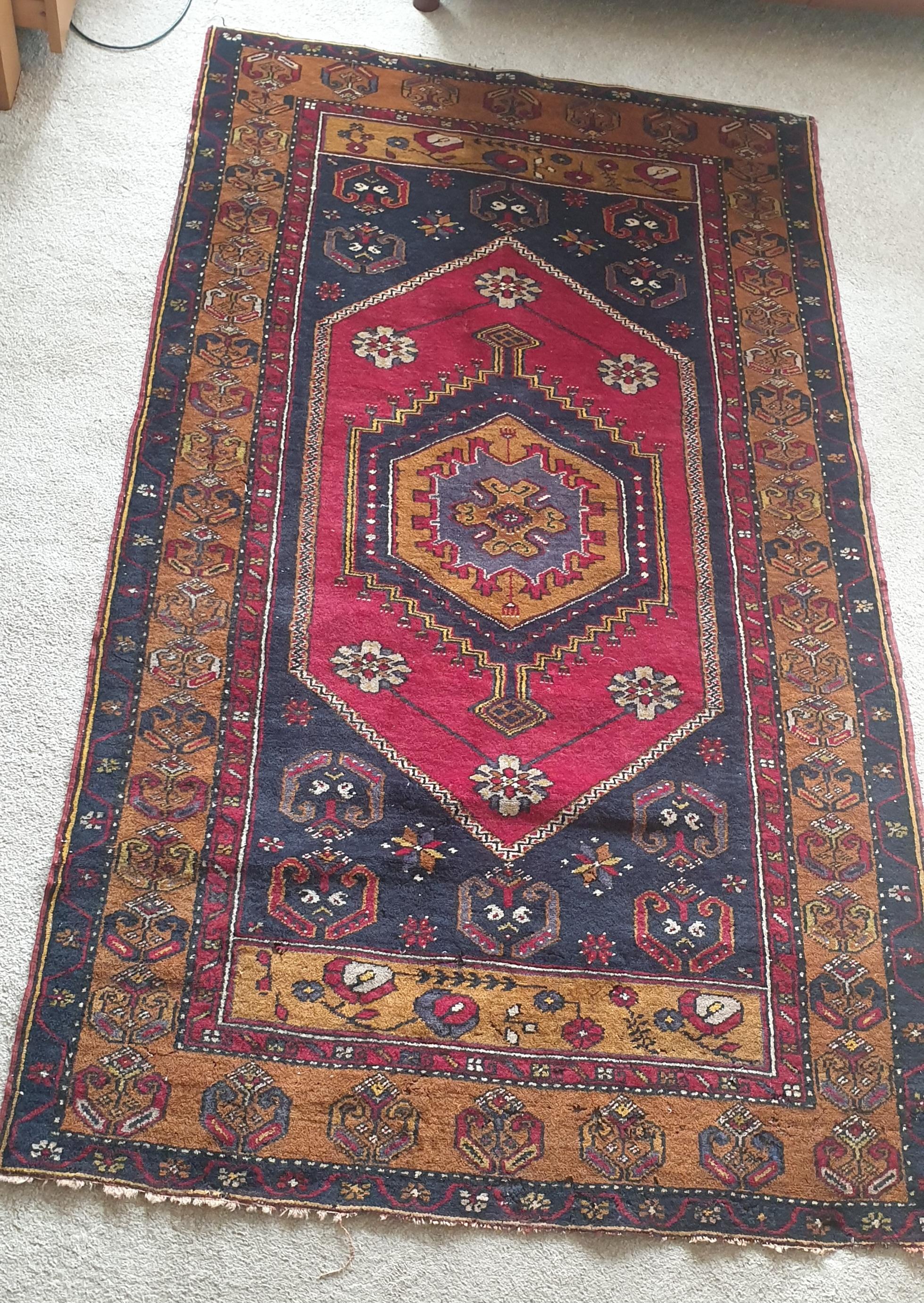 Yahyali-Teppich (Handgeknüpft) im Angebot