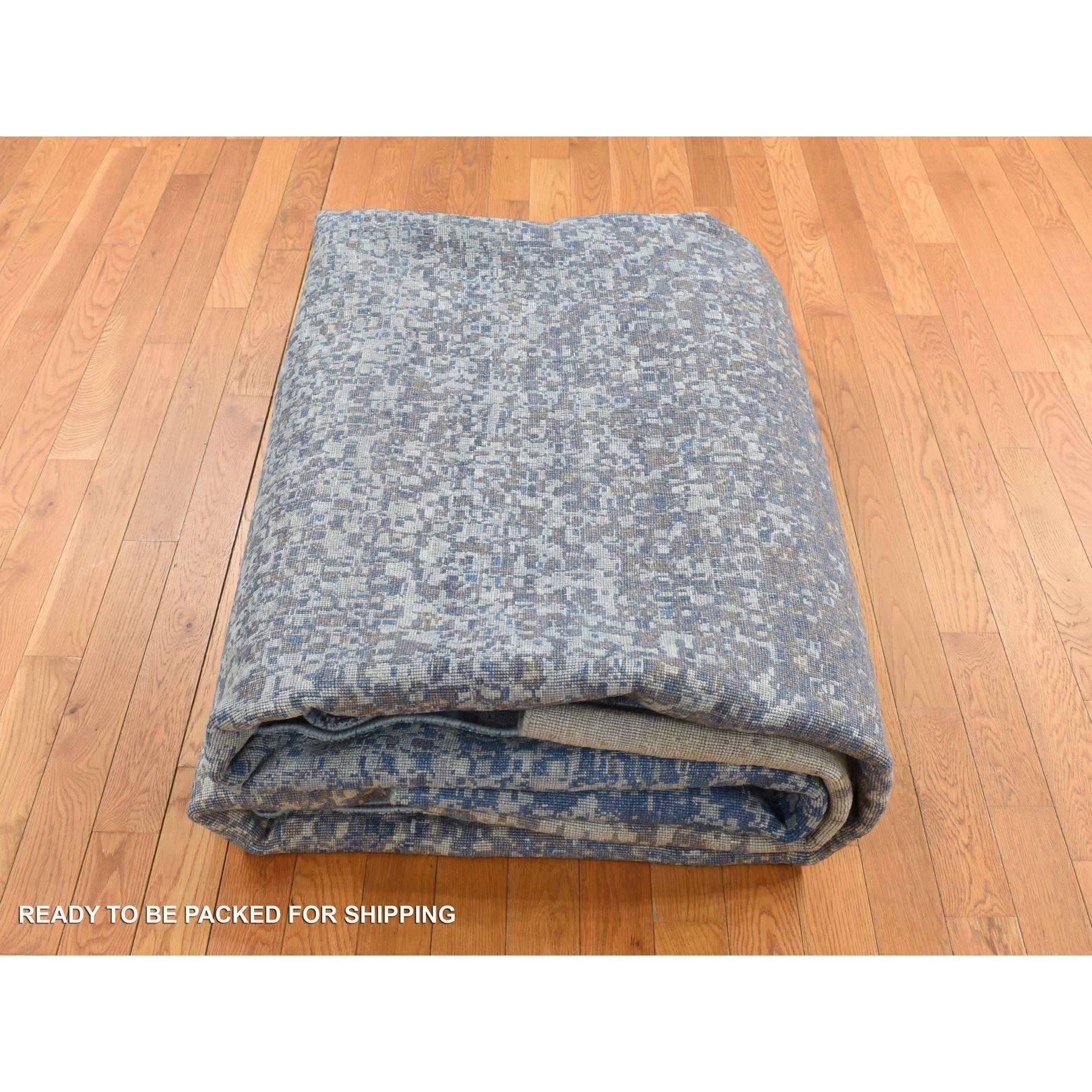 Tappeto Yale blu in lana e seta dal design moderno a gradazione, annodato a mano, 10'0