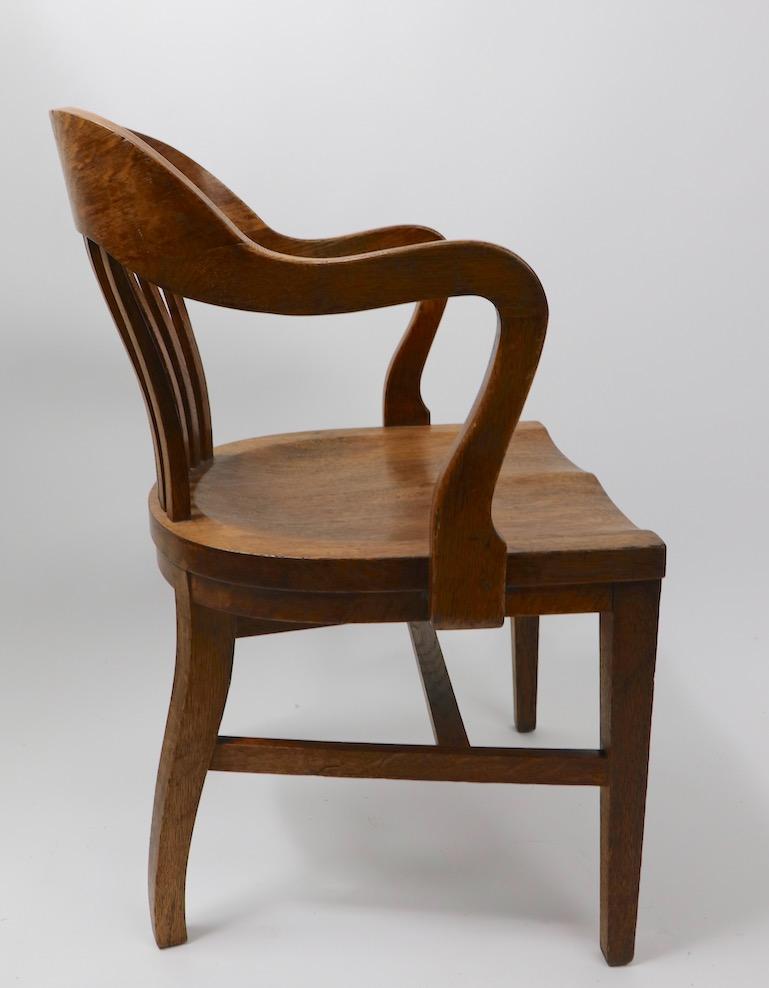 Yale Library Bank of England Oak Office Chair In Good Condition In New York, NY