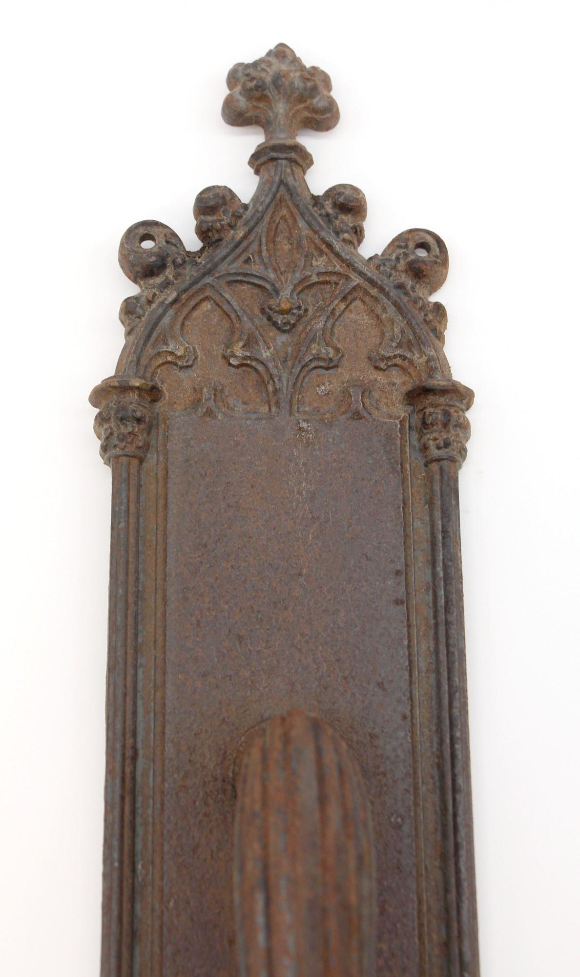 Antique Yale & Town Gothic oversized entry door pull in excellent condition. This cast iron handle is extra long & wide for large doors. Small quantity available at time of posting. Priced each. Please inquire. Please note, this item is located in