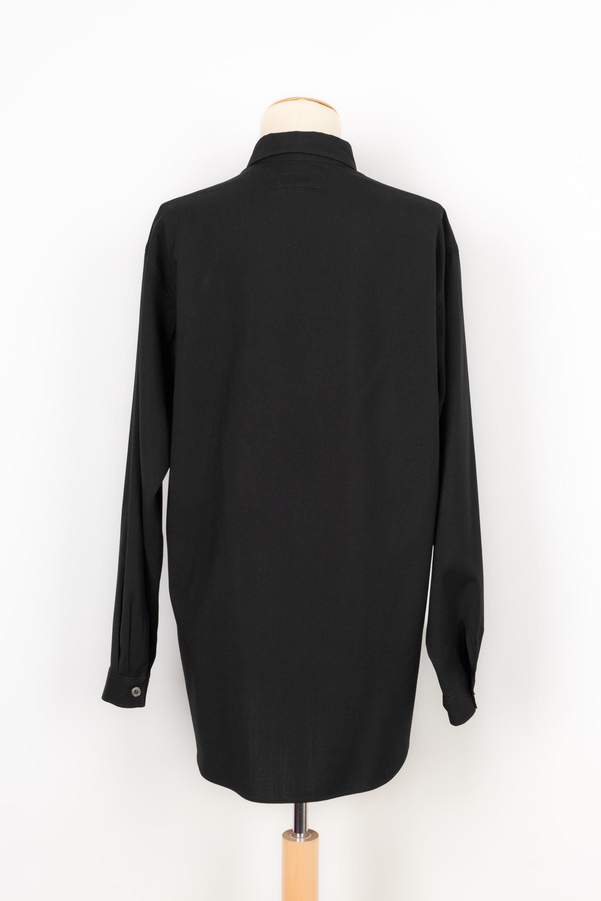 Yamamoto Schwarzes Hemd aus Wolle im Zustand „Hervorragend“ im Angebot in SAINT-OUEN-SUR-SEINE, FR